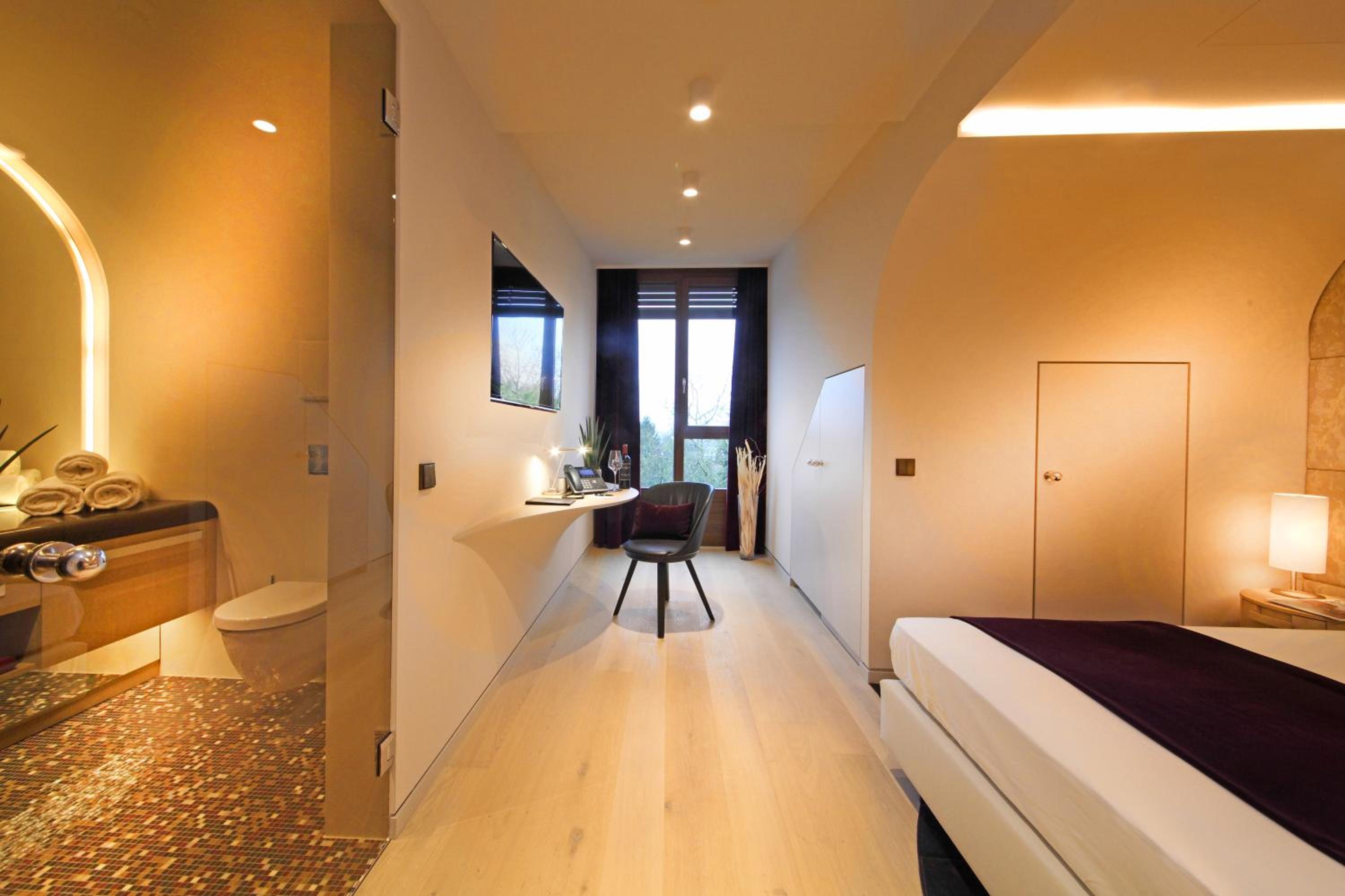 Smart Business Double Room - Photo 2