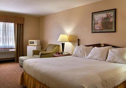 King Room - Non-Smoking - Photo 1