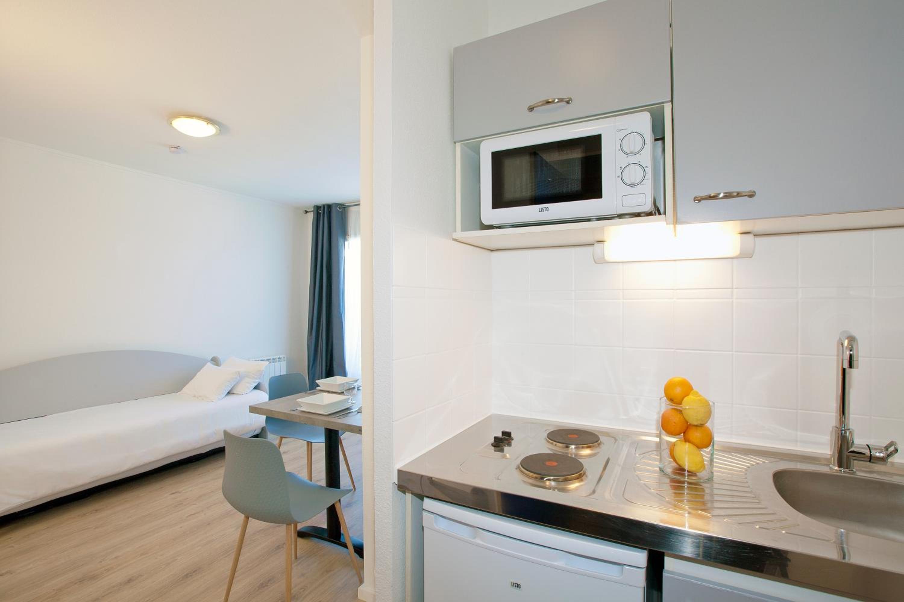 Apartment 4 Adults with kitchenette - Photo 2