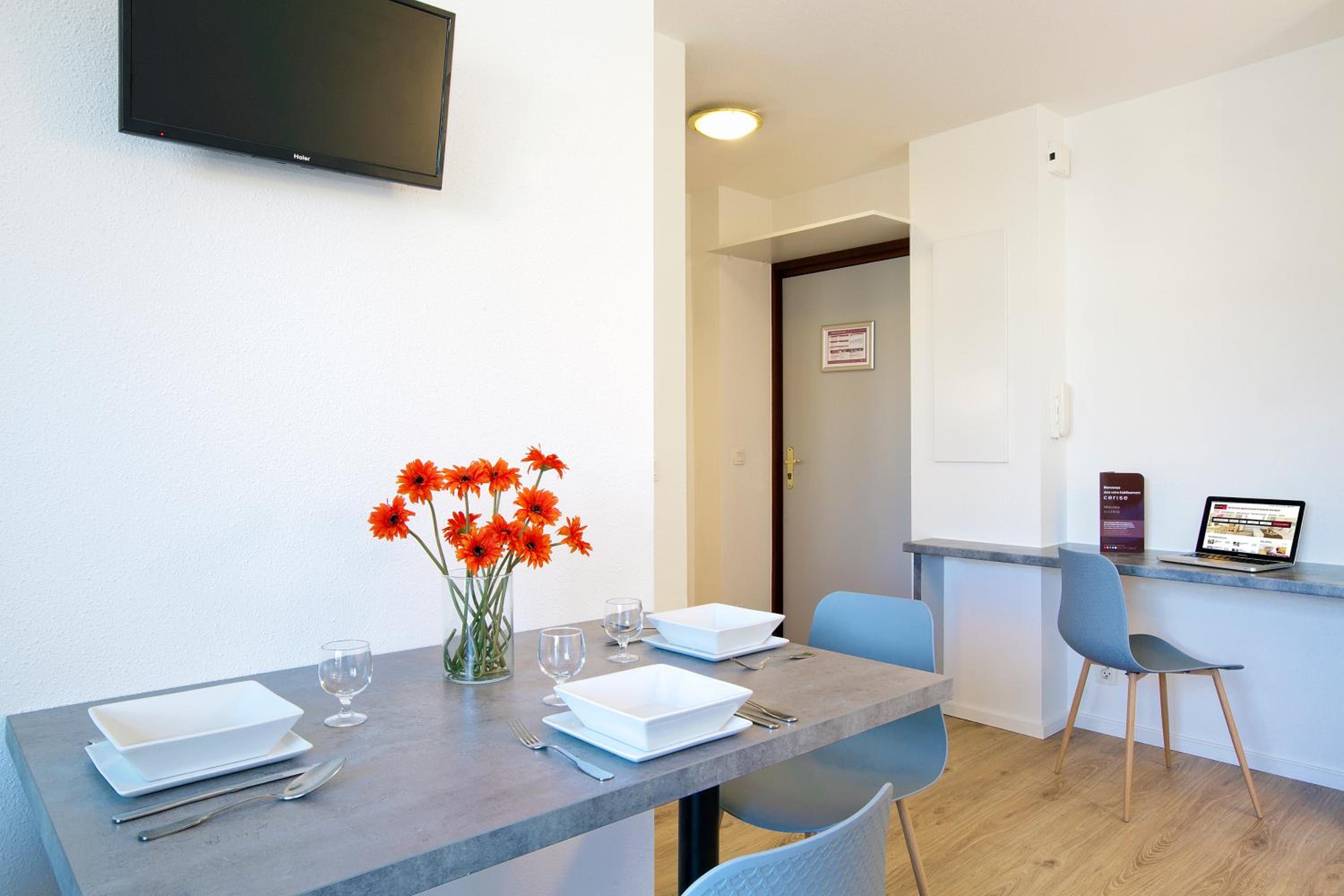 Apartment 4 Adults with kitchenette - Photo 4