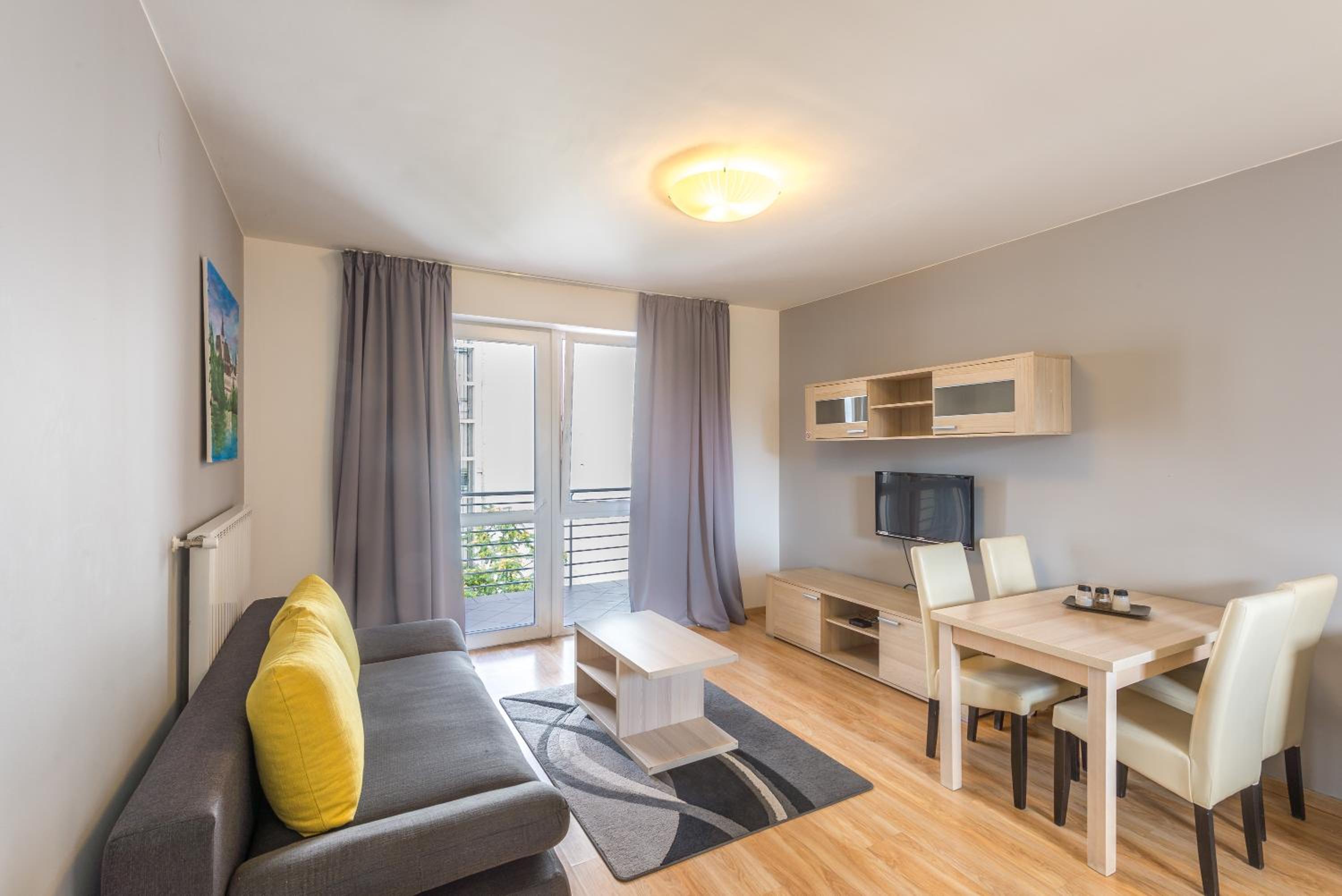 One-Bedroom Apartment