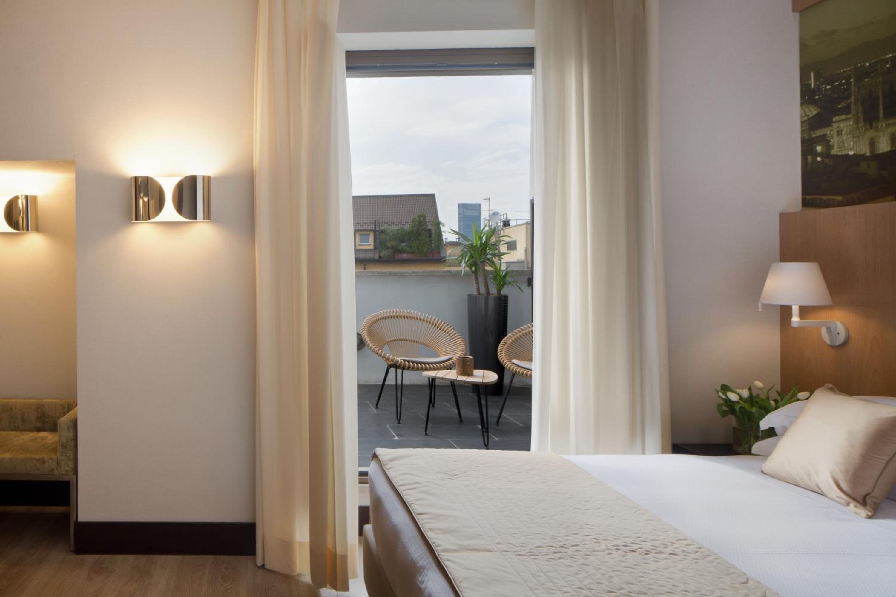 Deluxe Double or Twin Room with Balcony