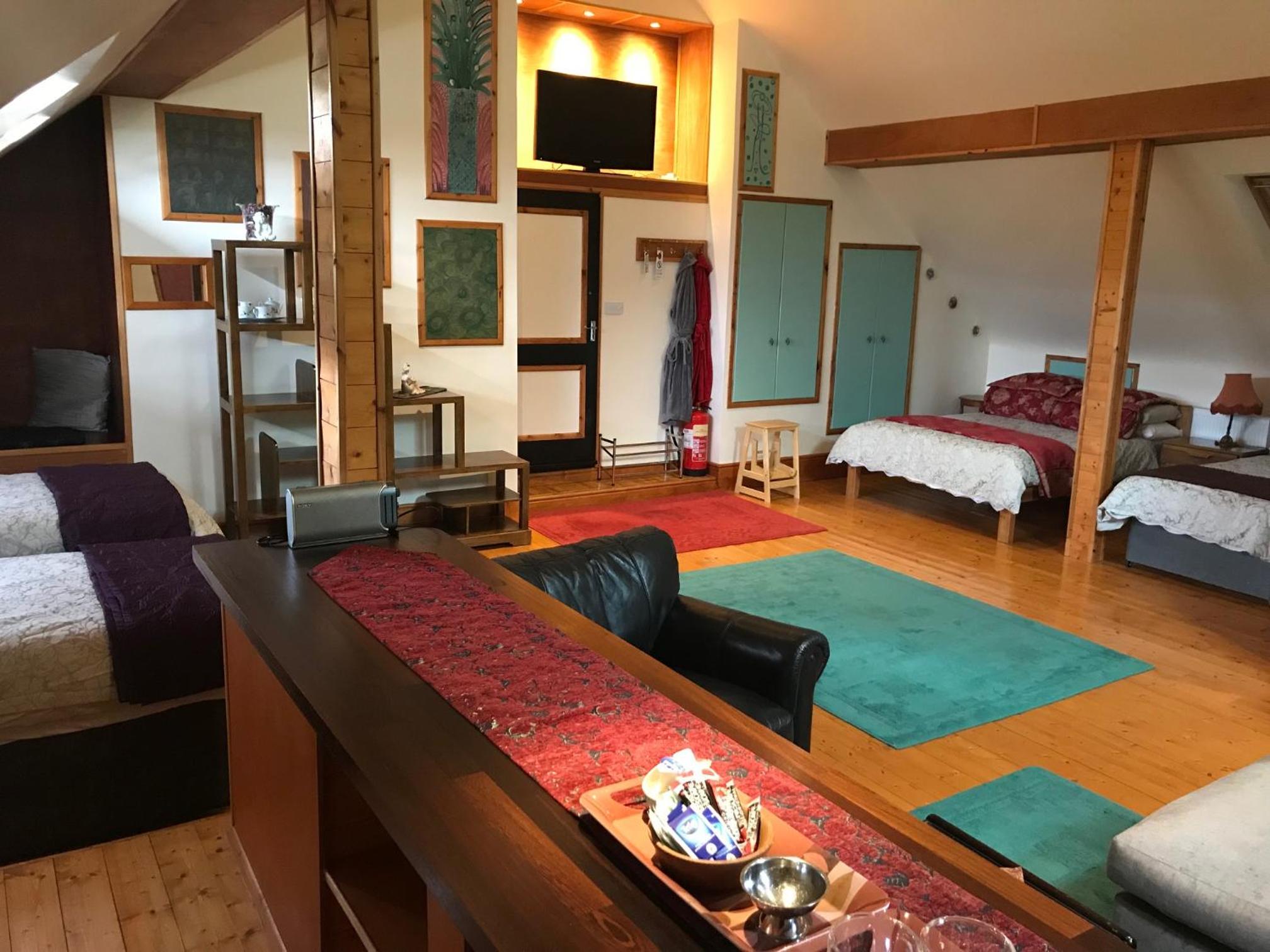 Superior Quadruple Room - 1st Floor photo 3