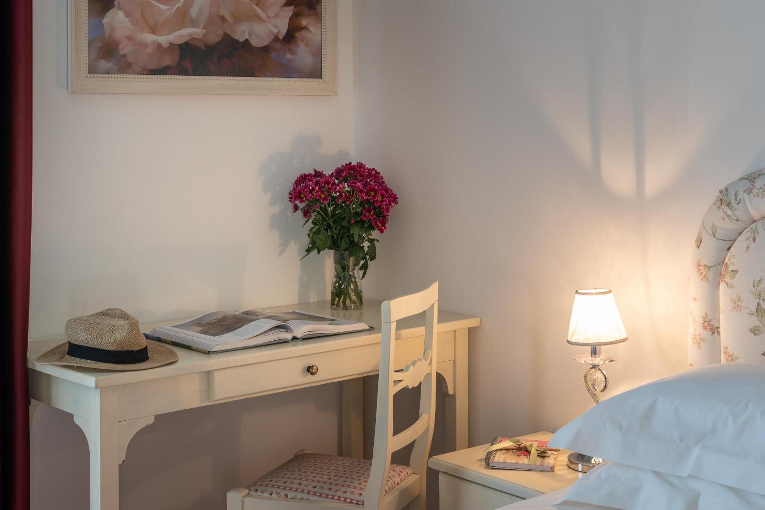 Superior Double or Twin Room - Photo 2