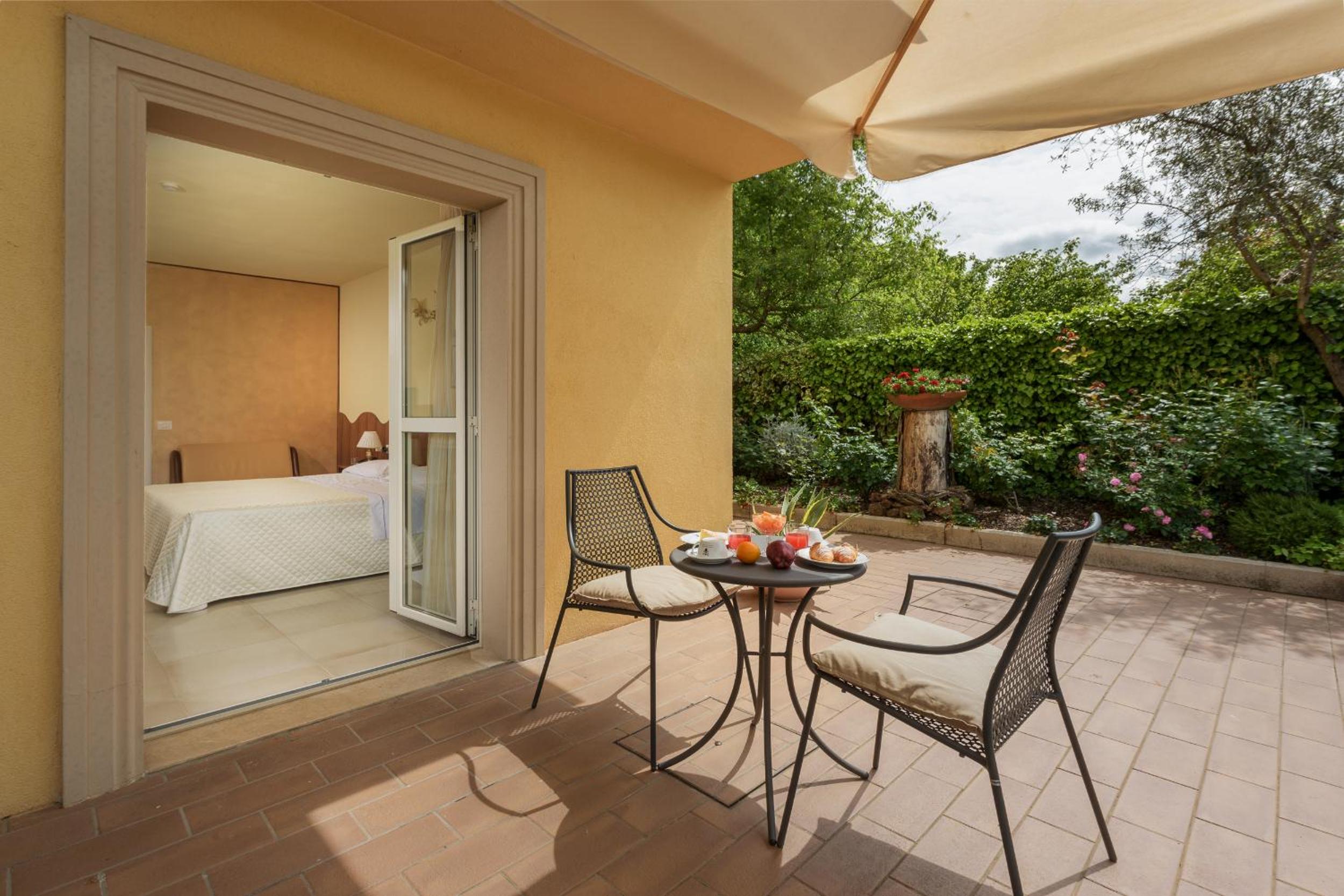 Superior Double or Twin Room - Photo 6