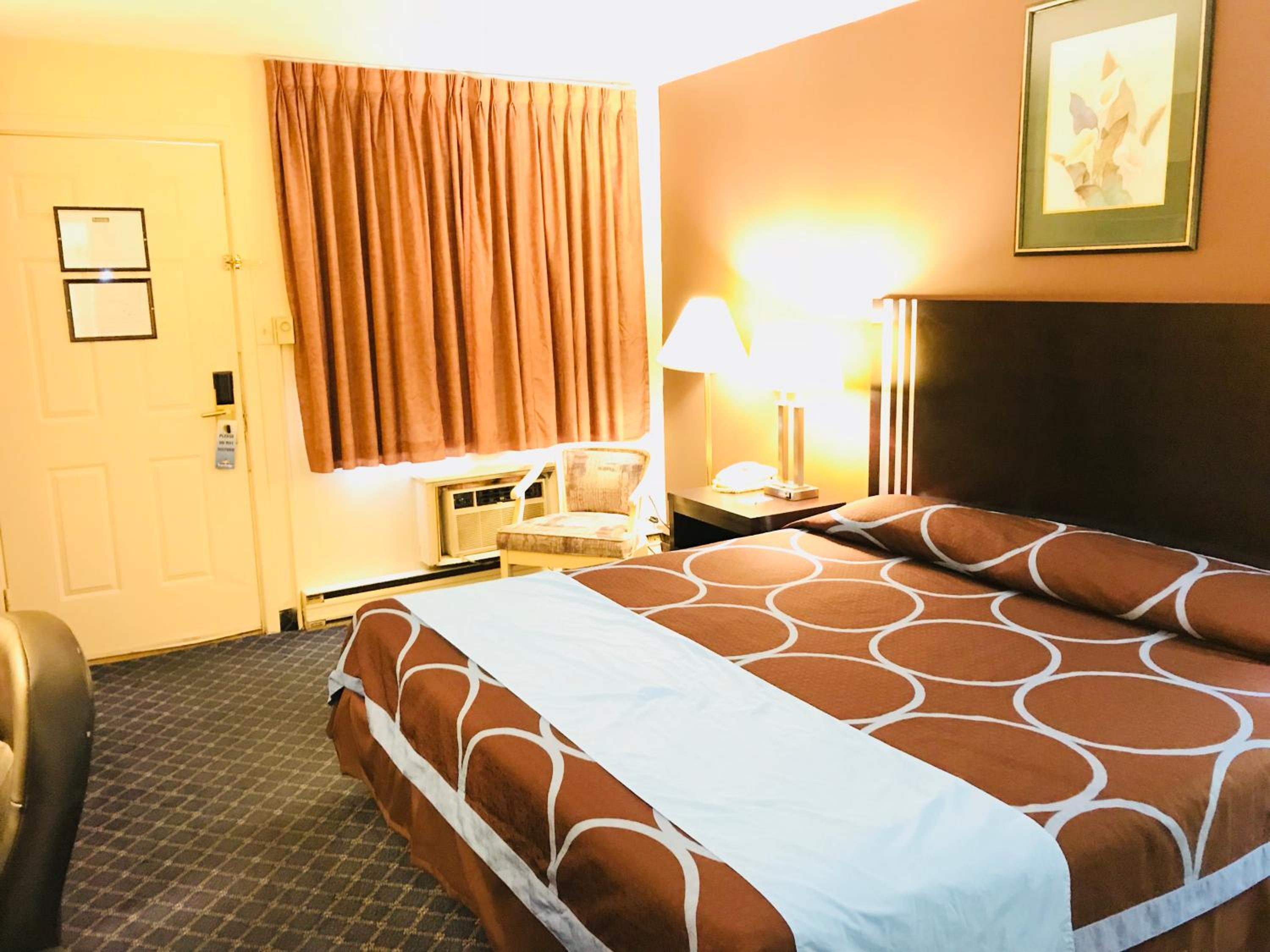 Standard King Room