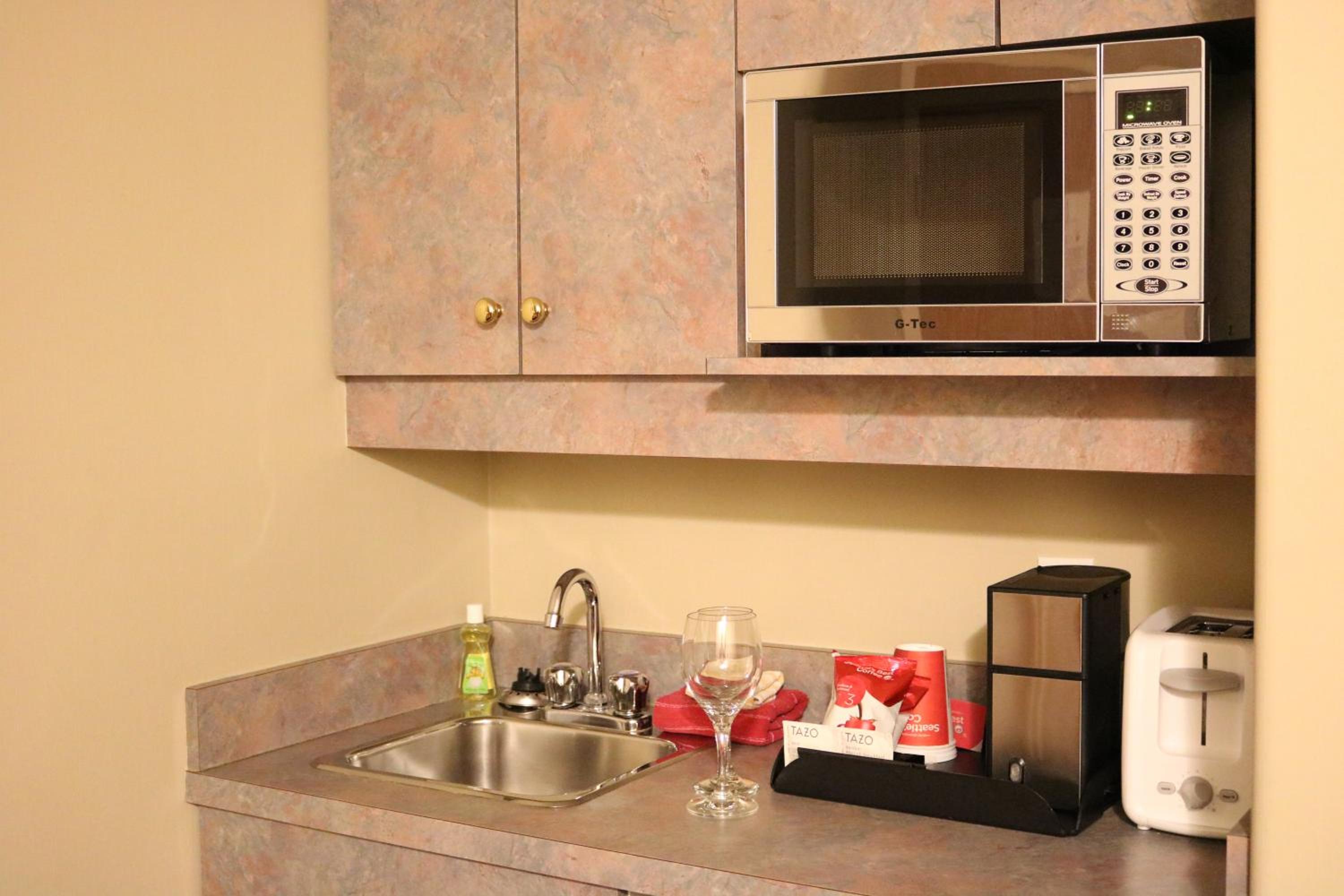 One Bedroom Suite  - Photo 14