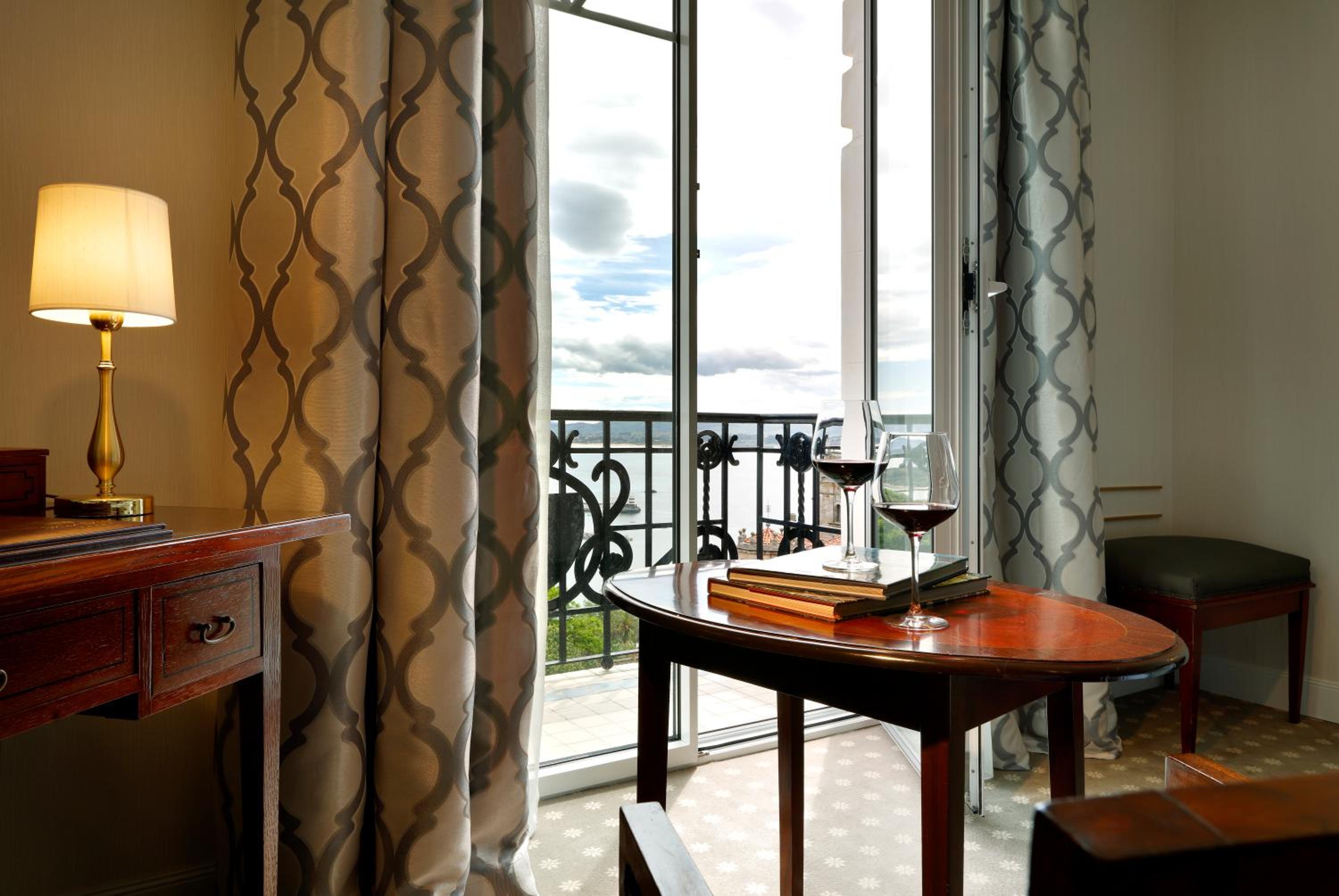 Superior Double with Sea View - Photo 3