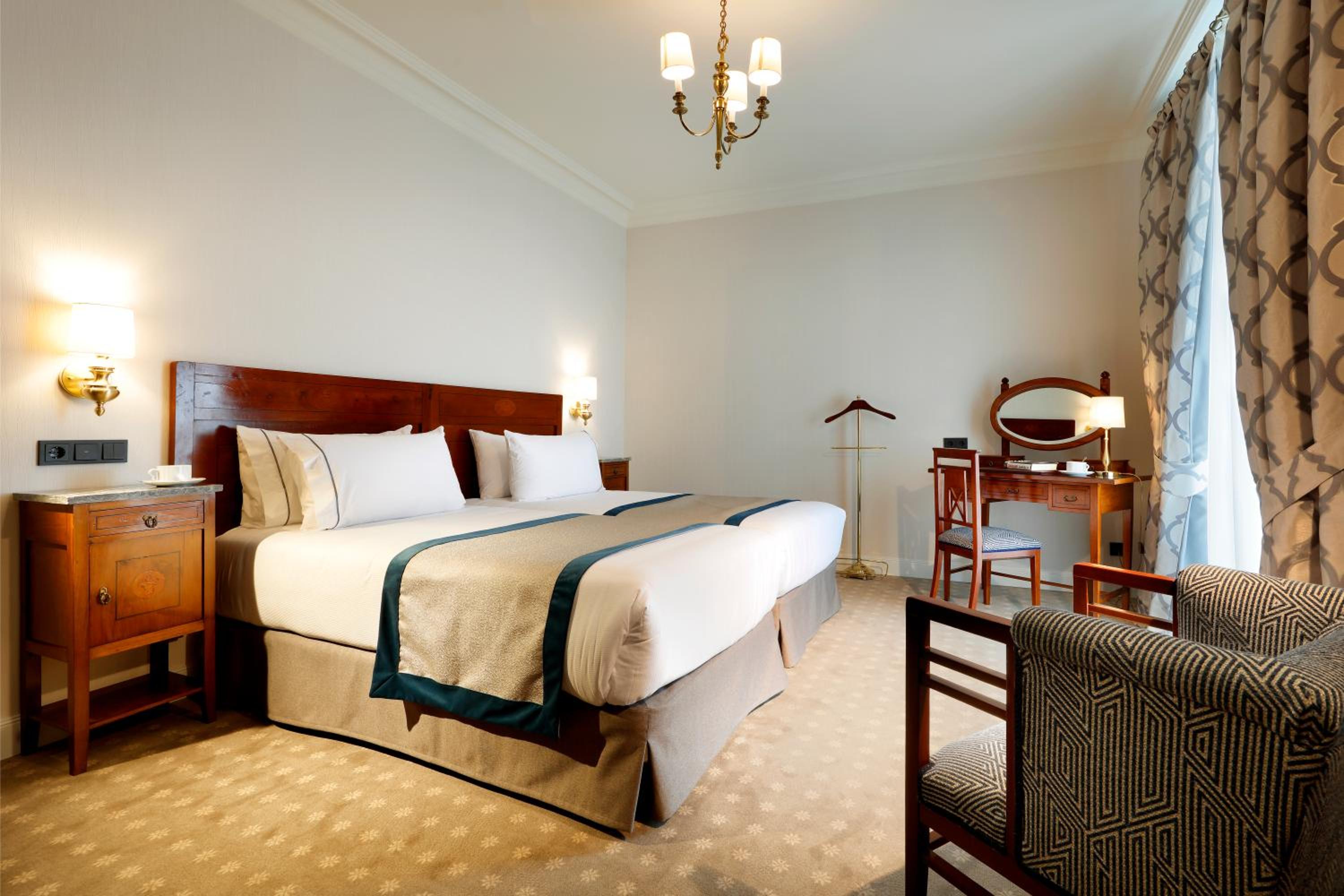 Deluxe Double Room - Photo 1