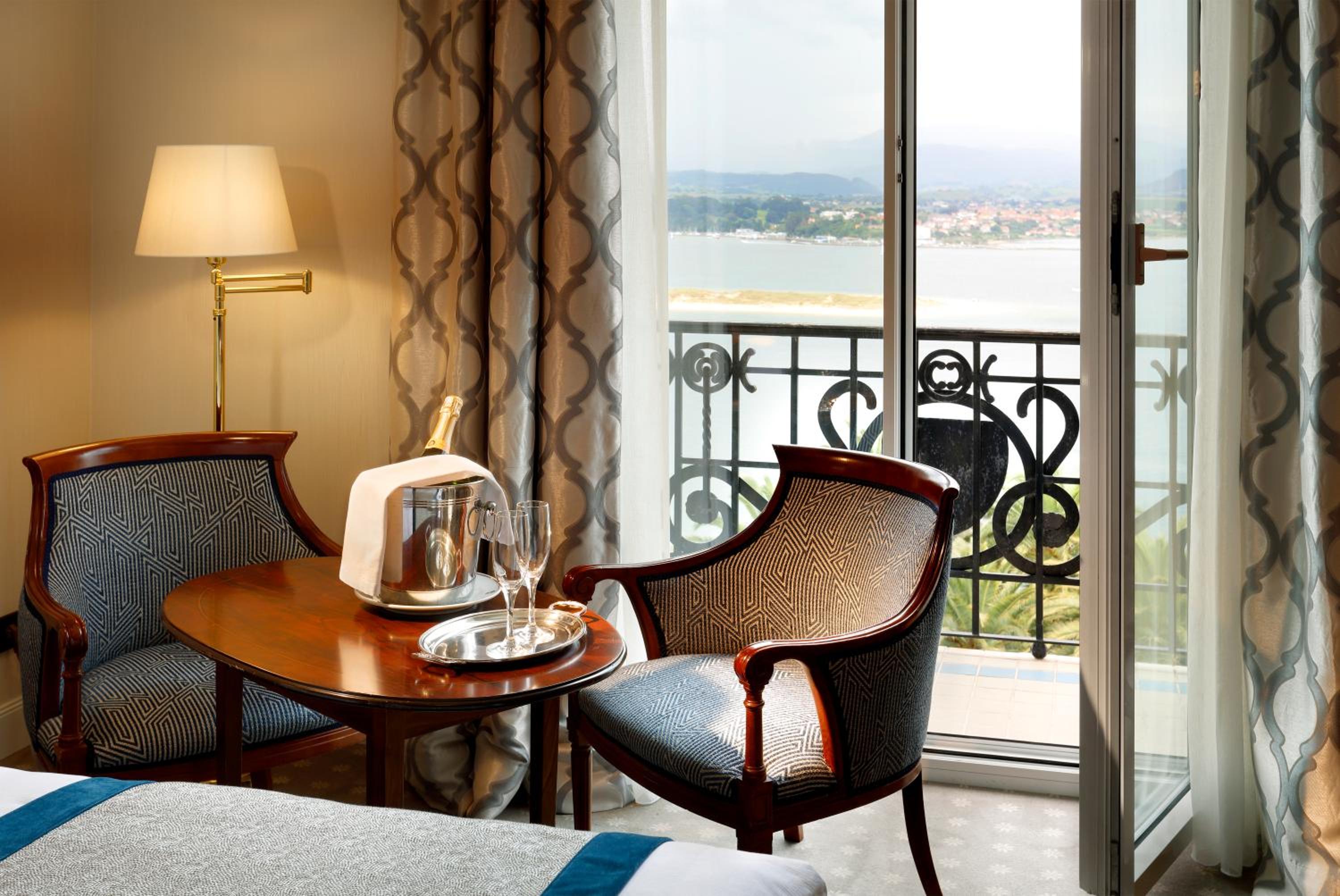 Superior Double with Sea View - Photo 8