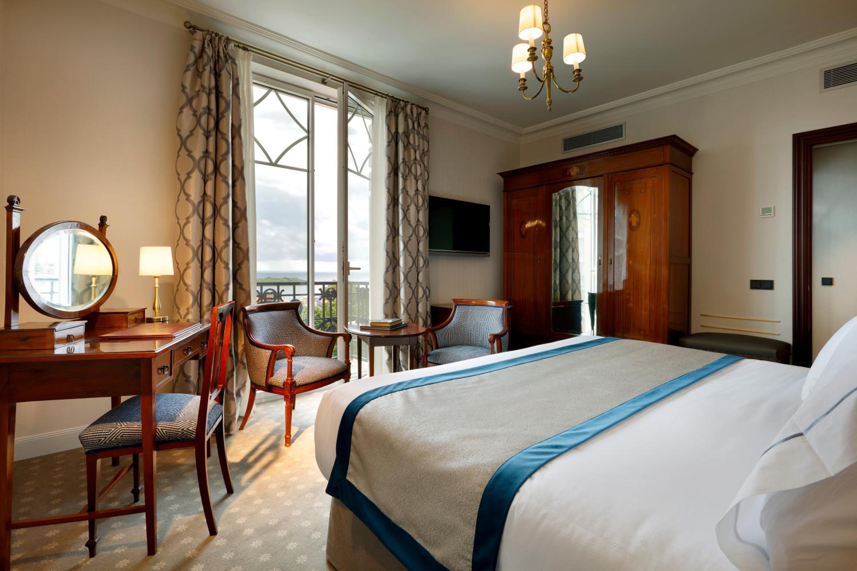 Deluxe Double Room - Photo 7