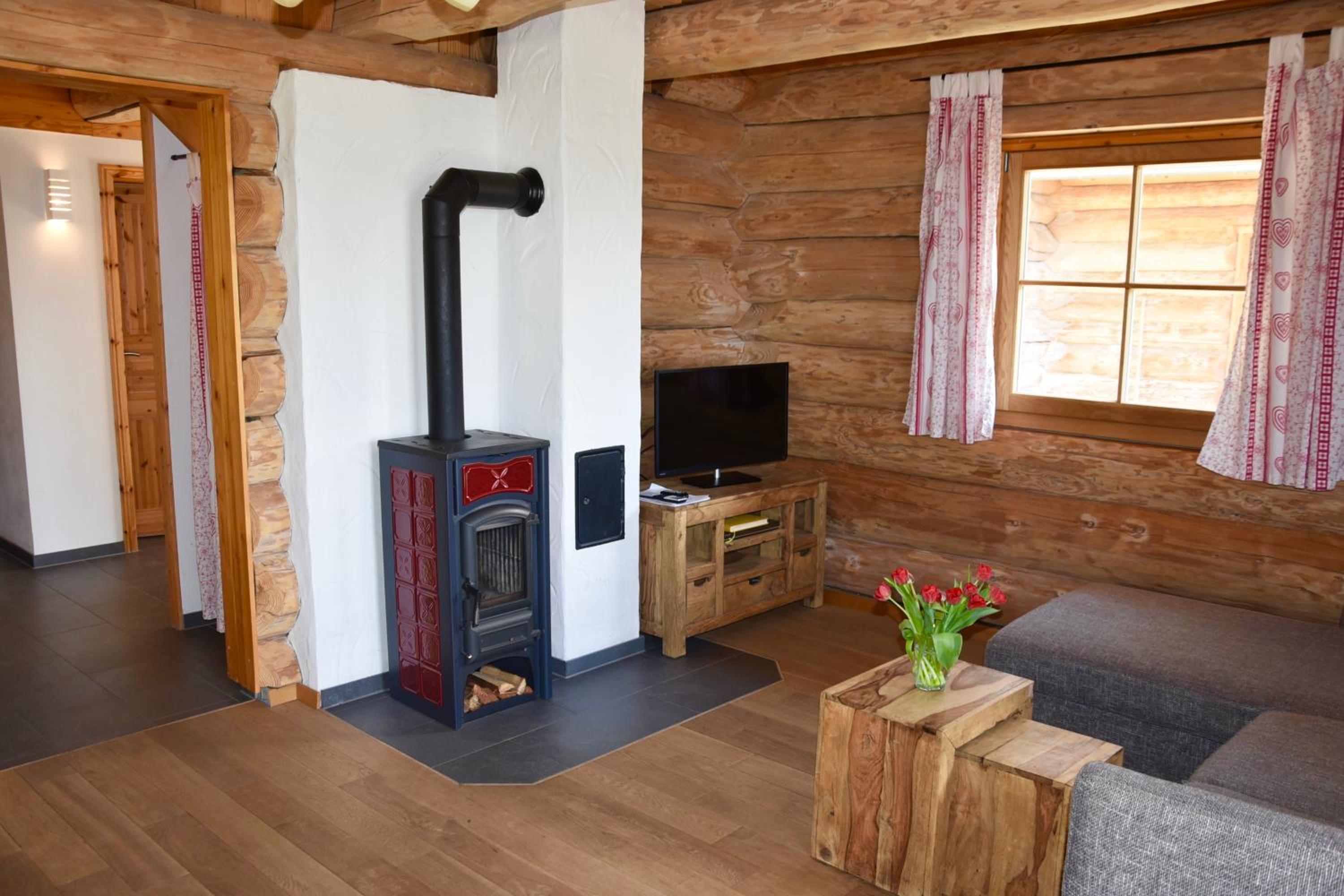 Three-Bedroom Chalet photo 3