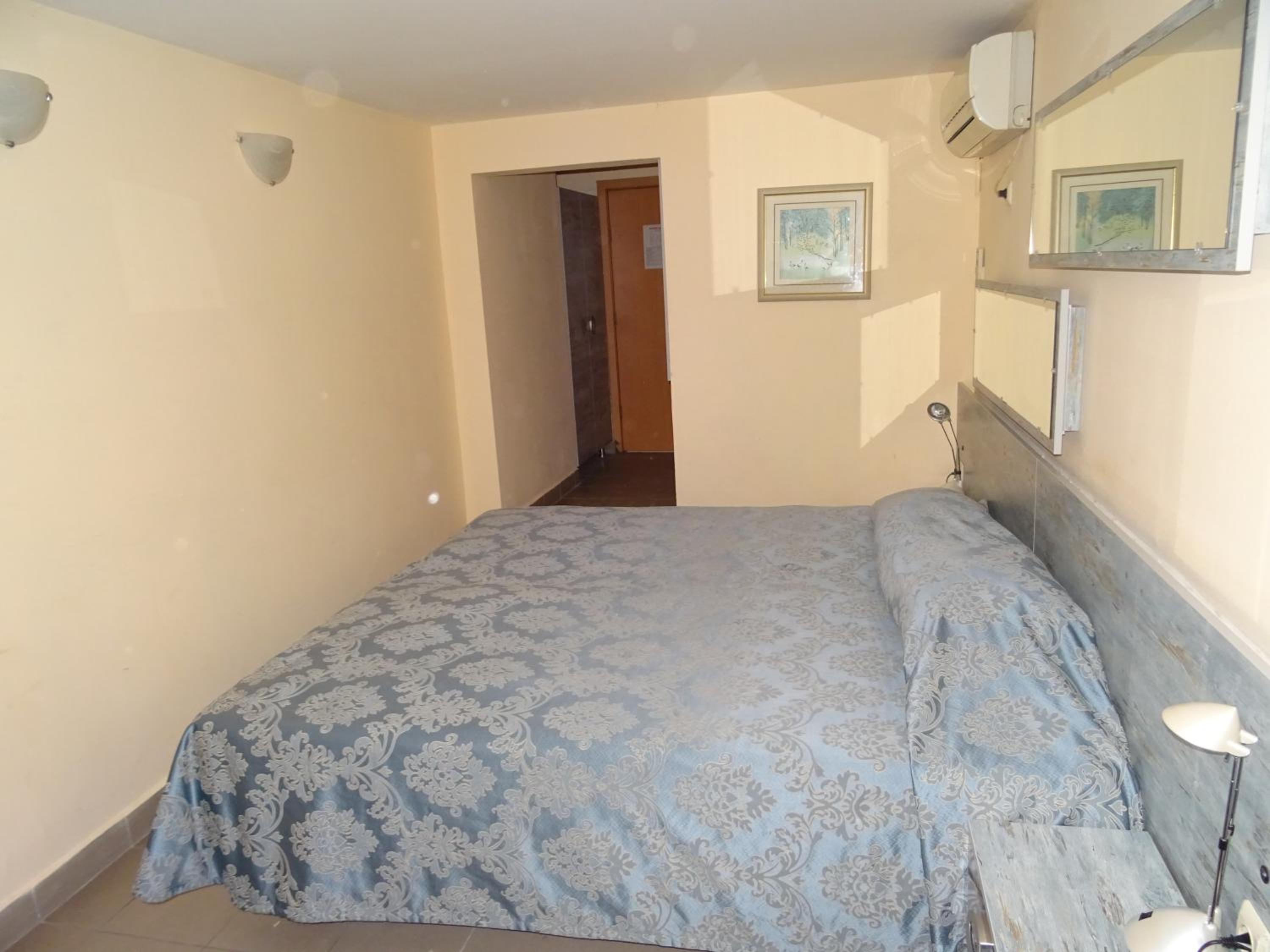 Double Room - Basement - Photo 1