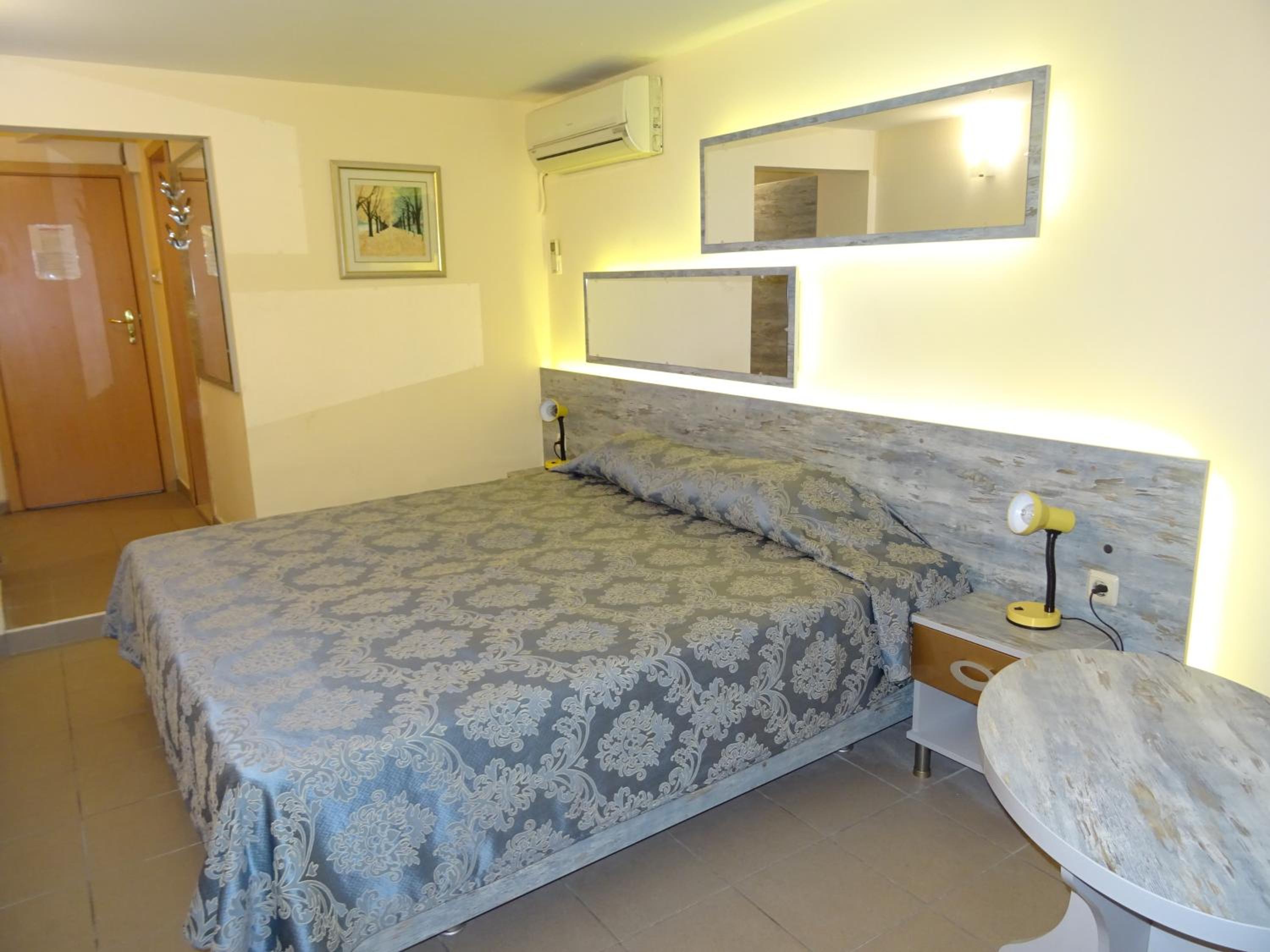 Economy Double or Twin Room - Photo 1