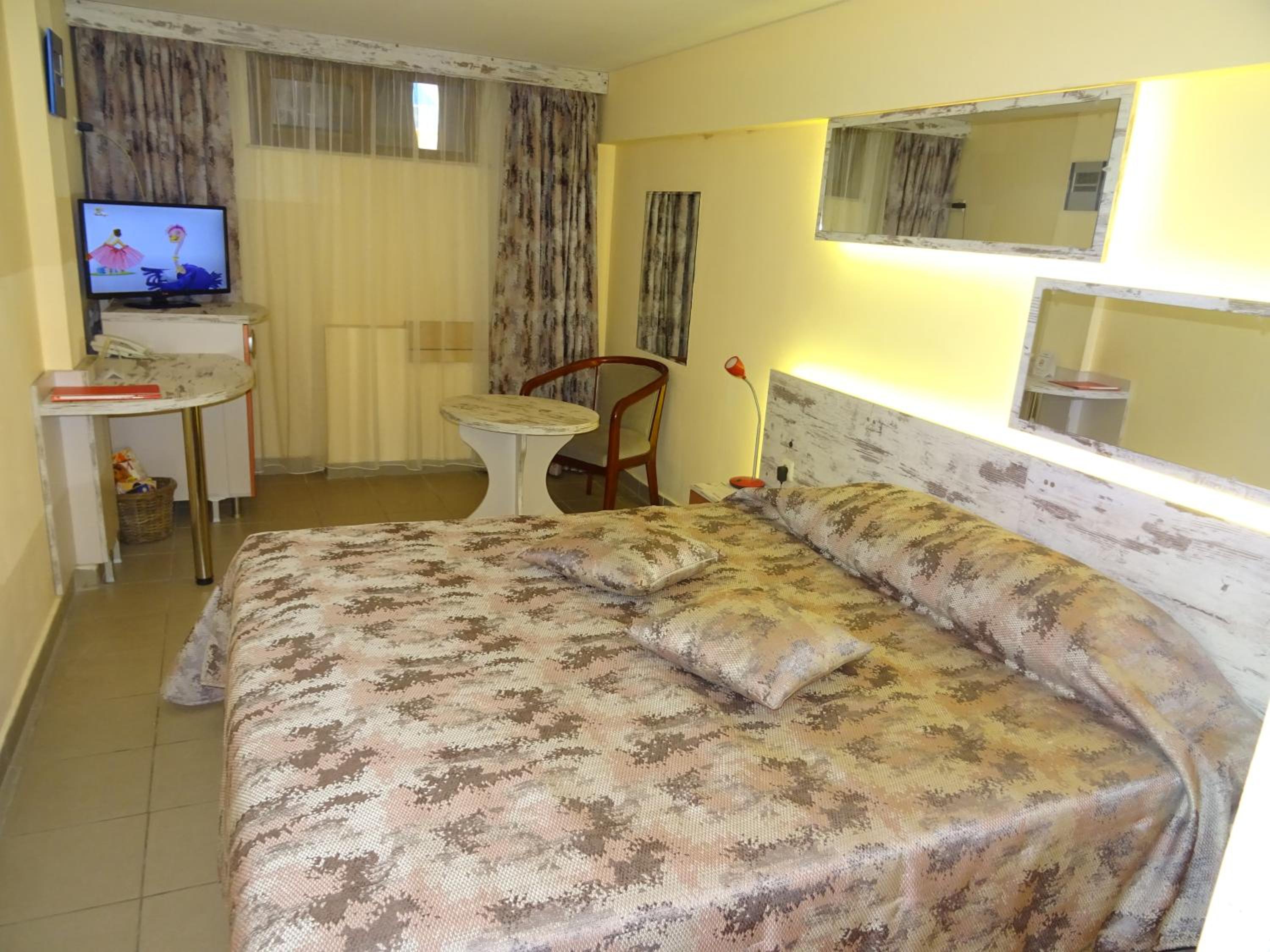 Economy Double or Twin Room - Photo 8