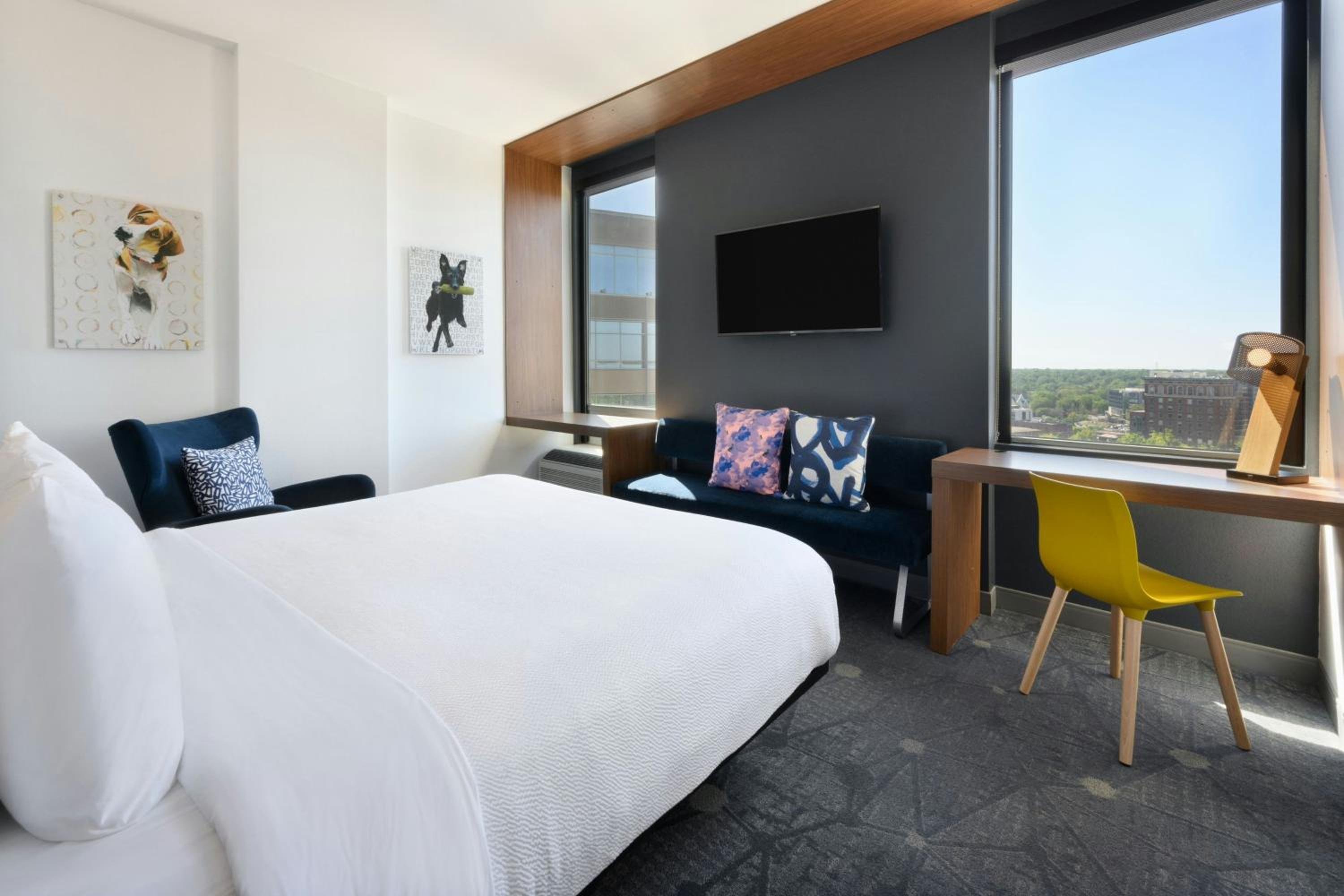 King Room - Hearing Accessible