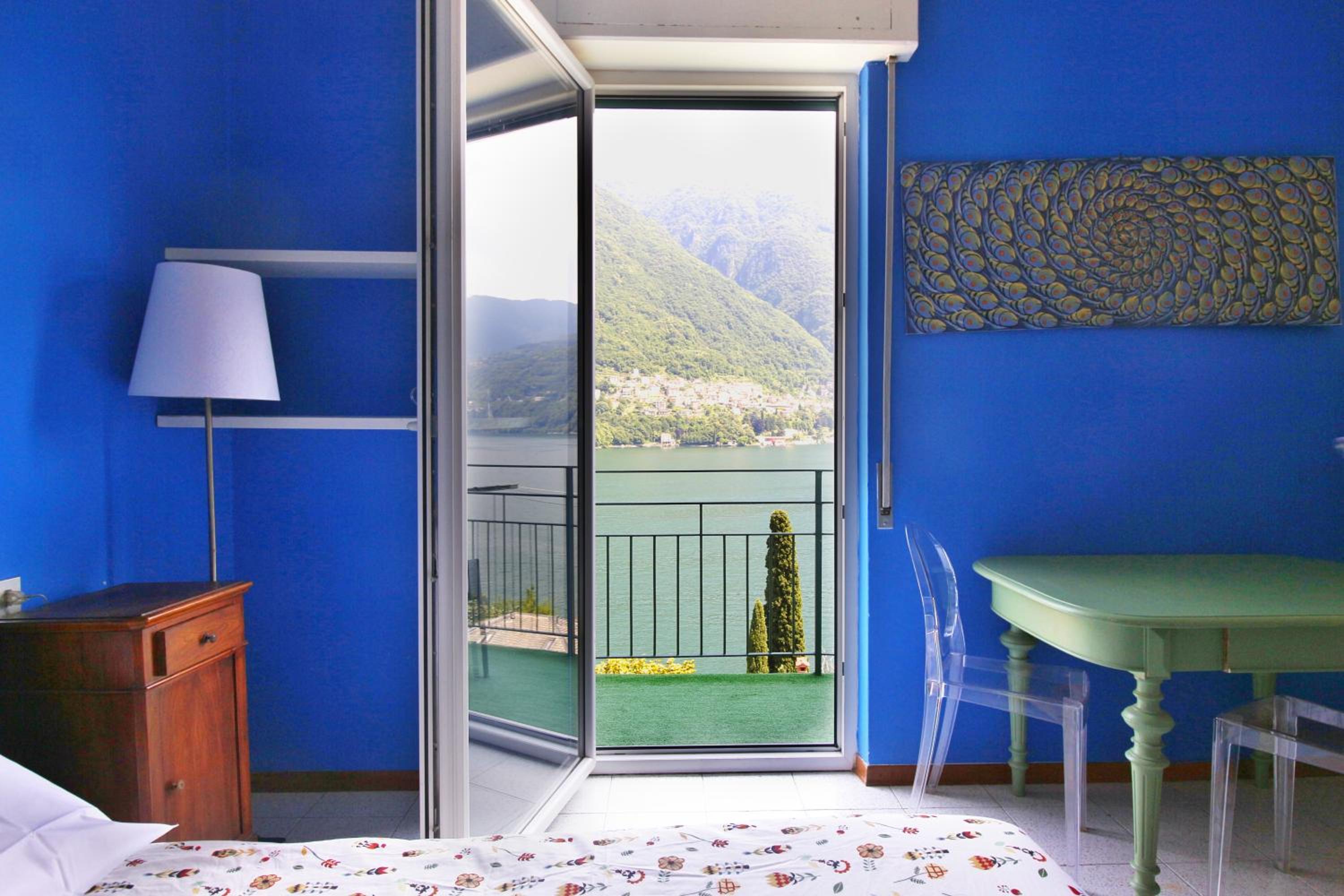 1 Bedroom Apartment with Lake View and Terrace - Separate Building photo 2