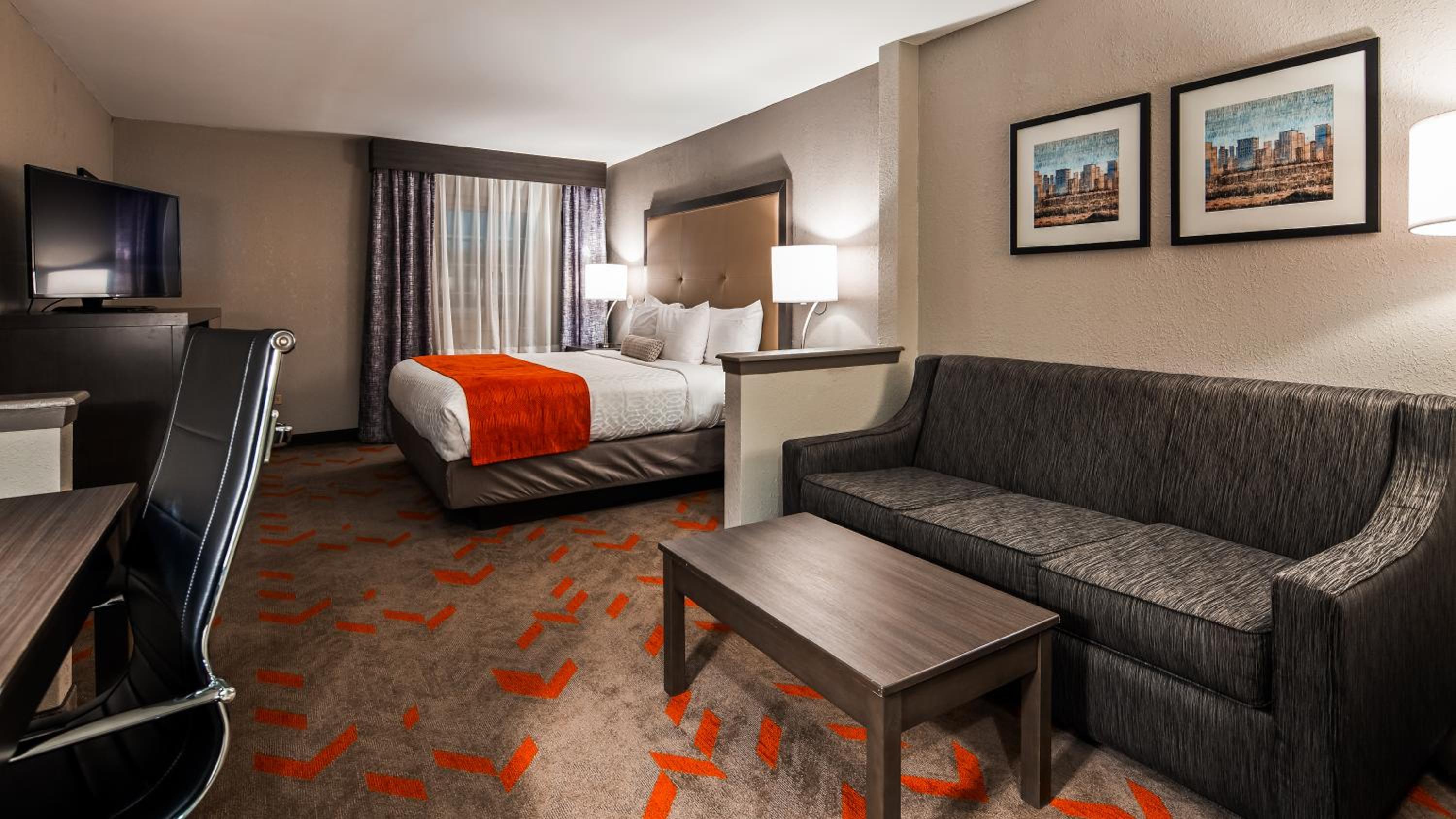 King Suite - Photo 1