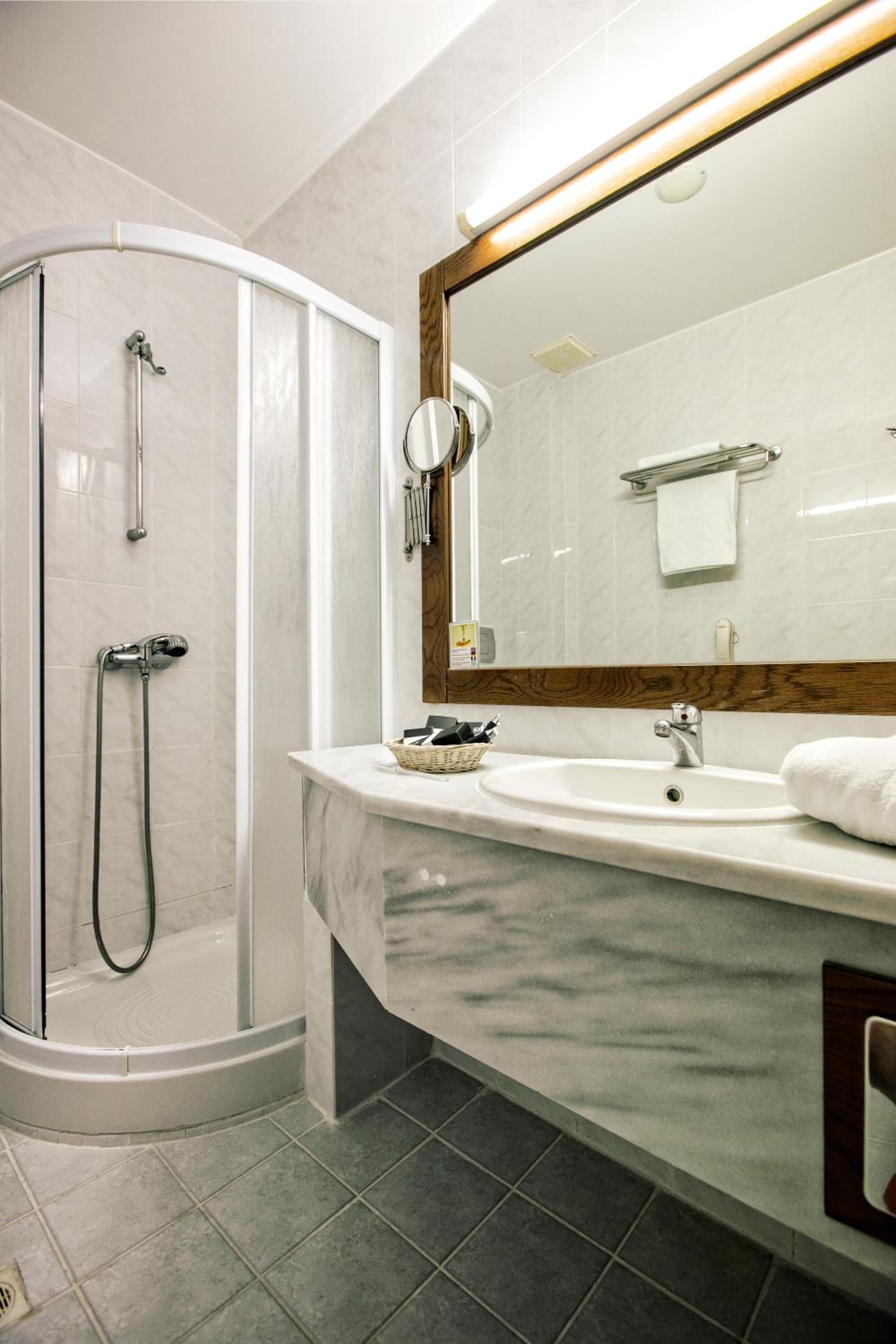 Executive Suite photo 2