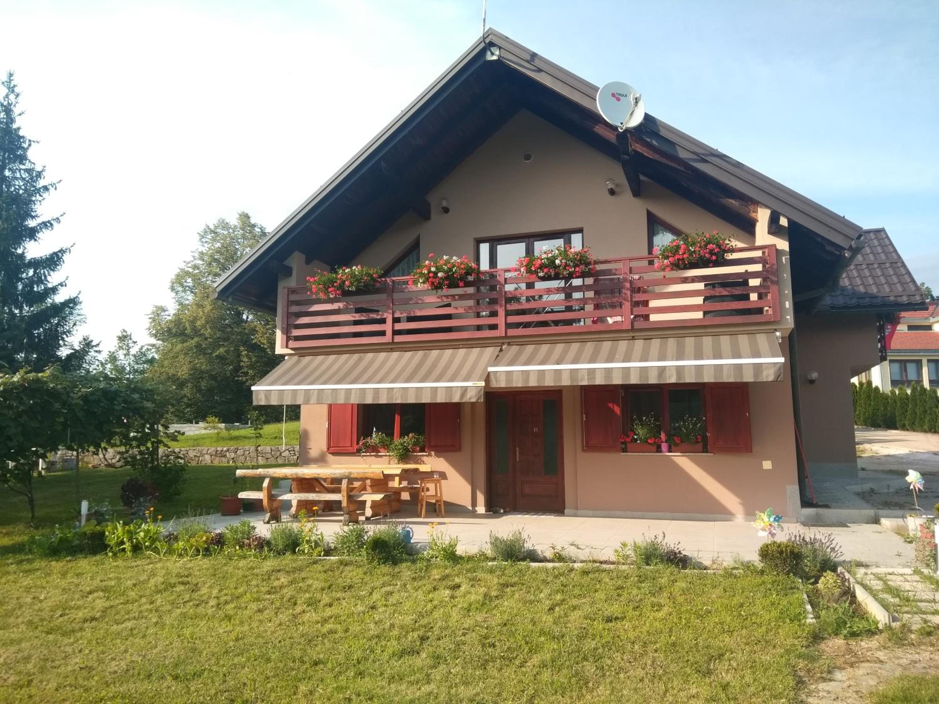 Two-Bedroom Apartment With Balcony photo 2
