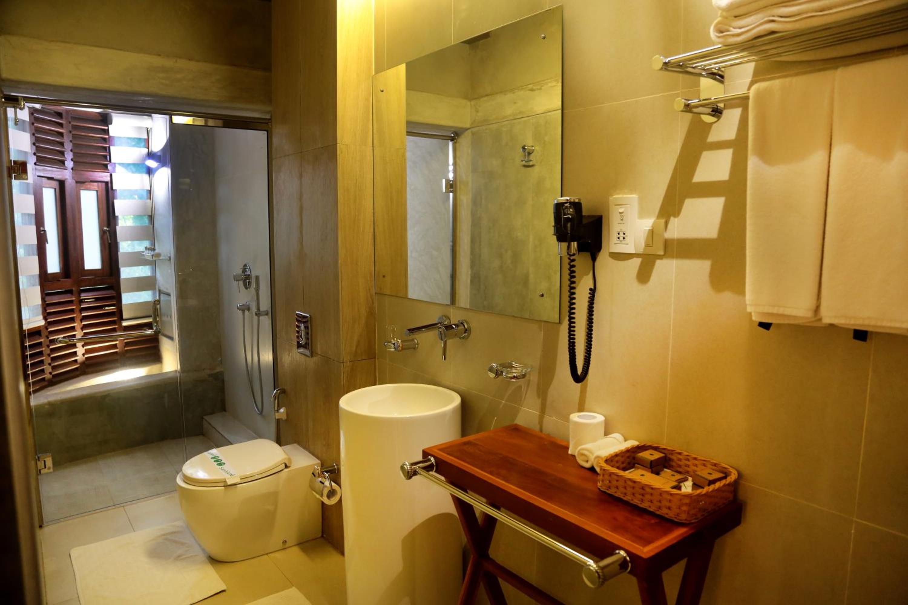 Large Double Room
