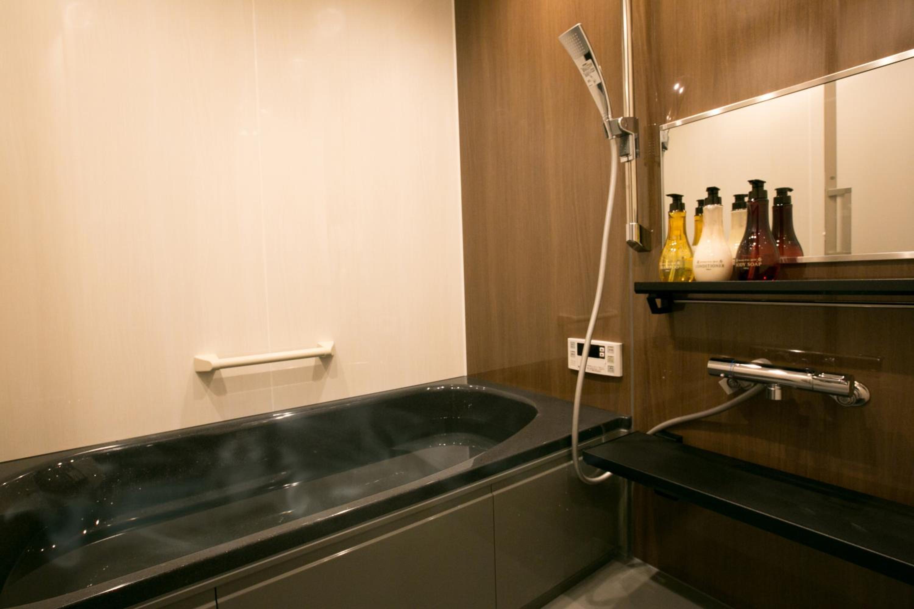 Deluxe Twin Room - Photo 10
