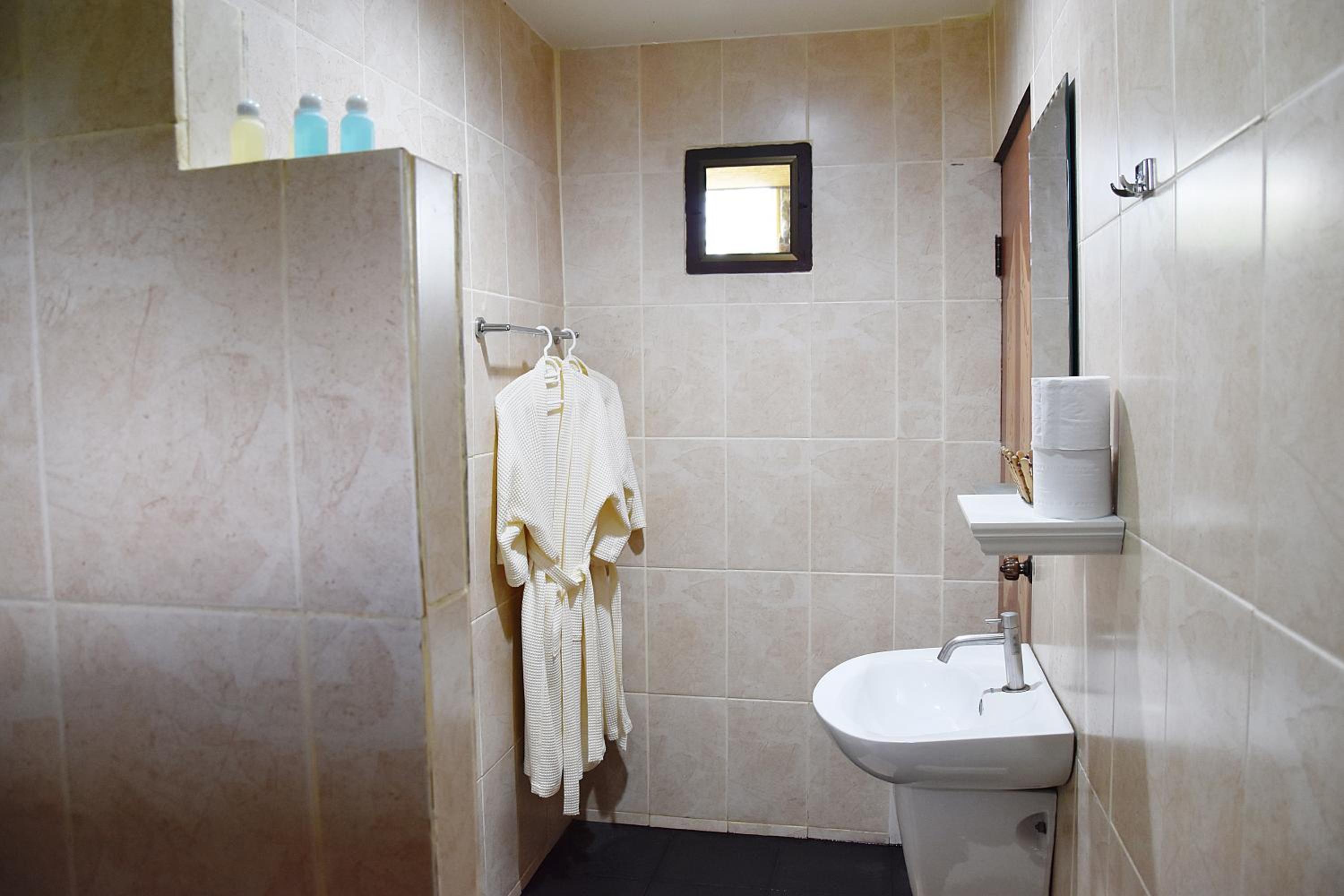 Deluxe Suite - Photo 2