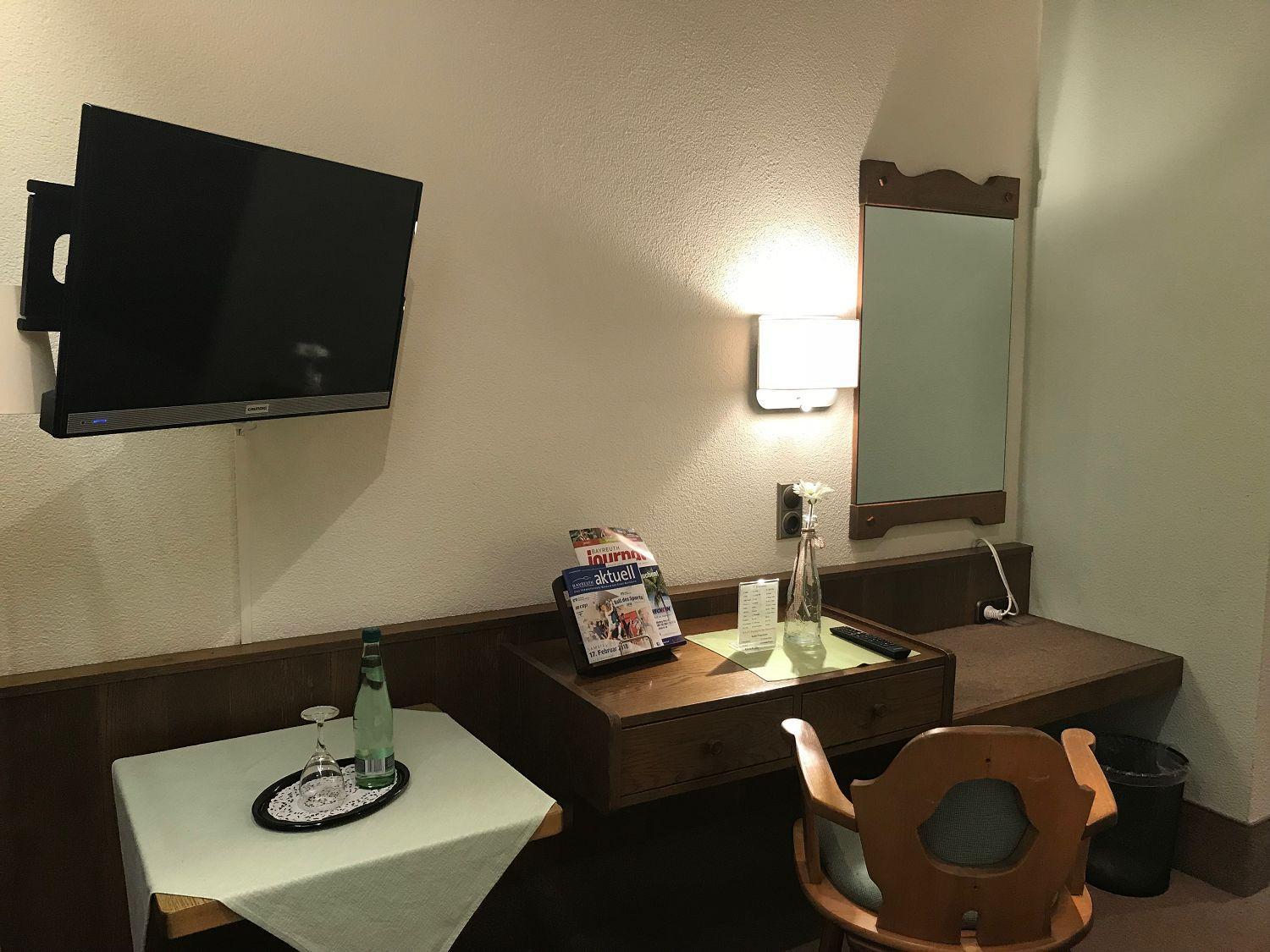 Single Room photo 2
