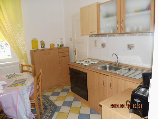 One-Bedroom Apartment (2 - 4 Adults) - Photo 4