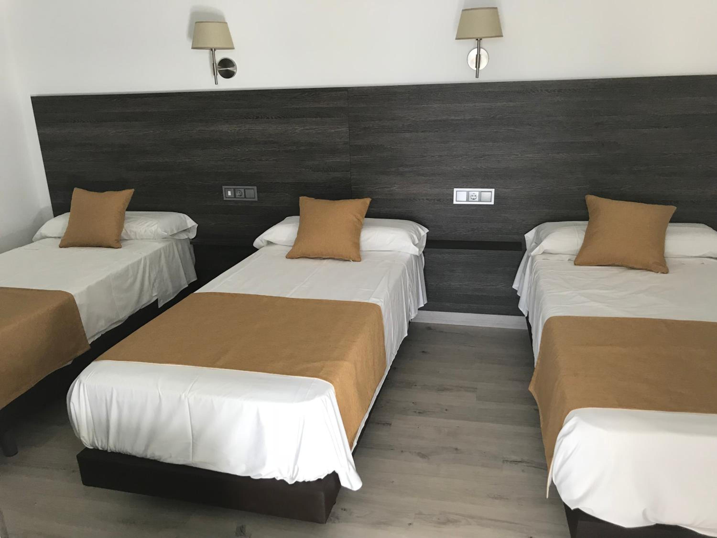 Triple Room photo 2