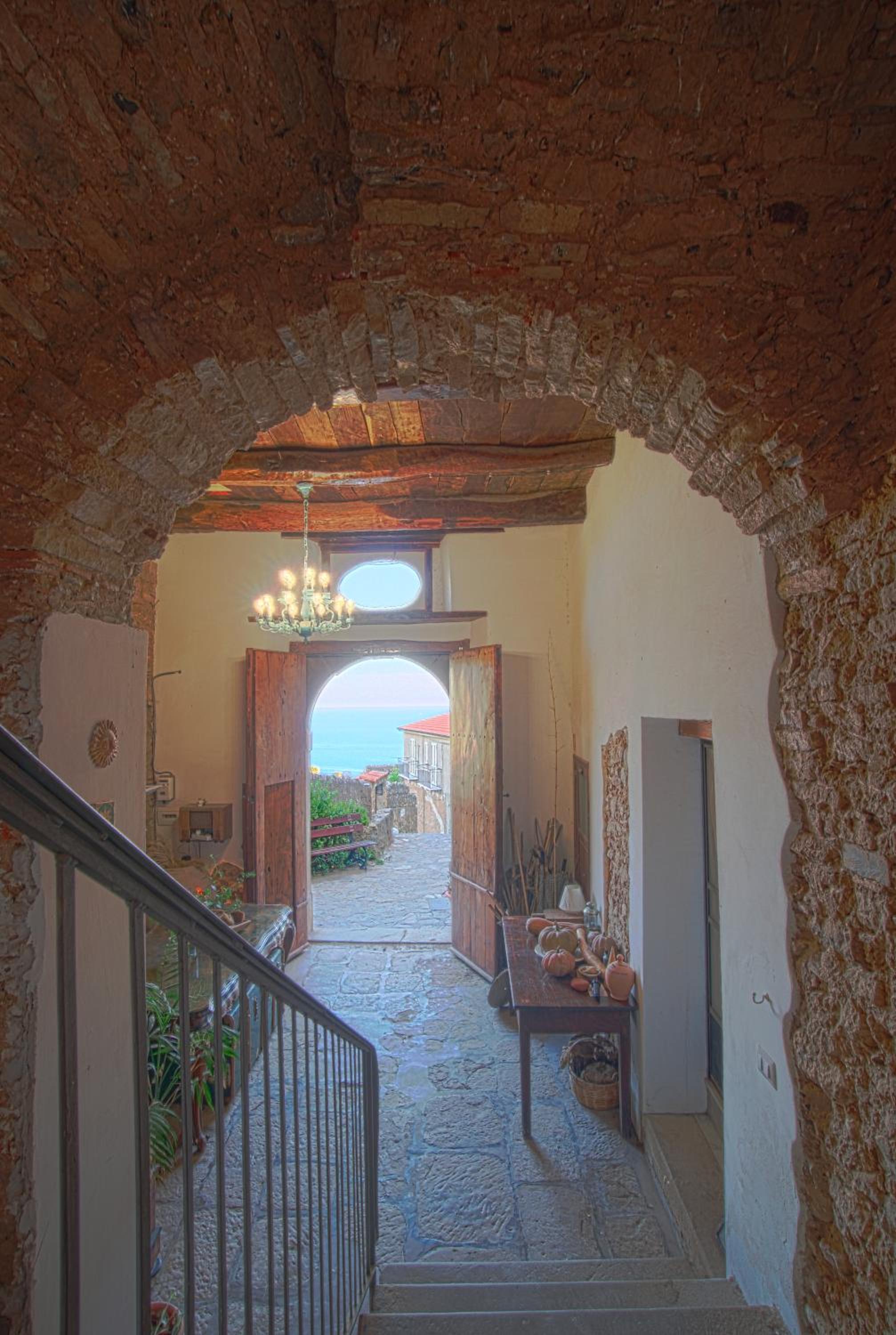 Triple Room with Balcony photo 3
