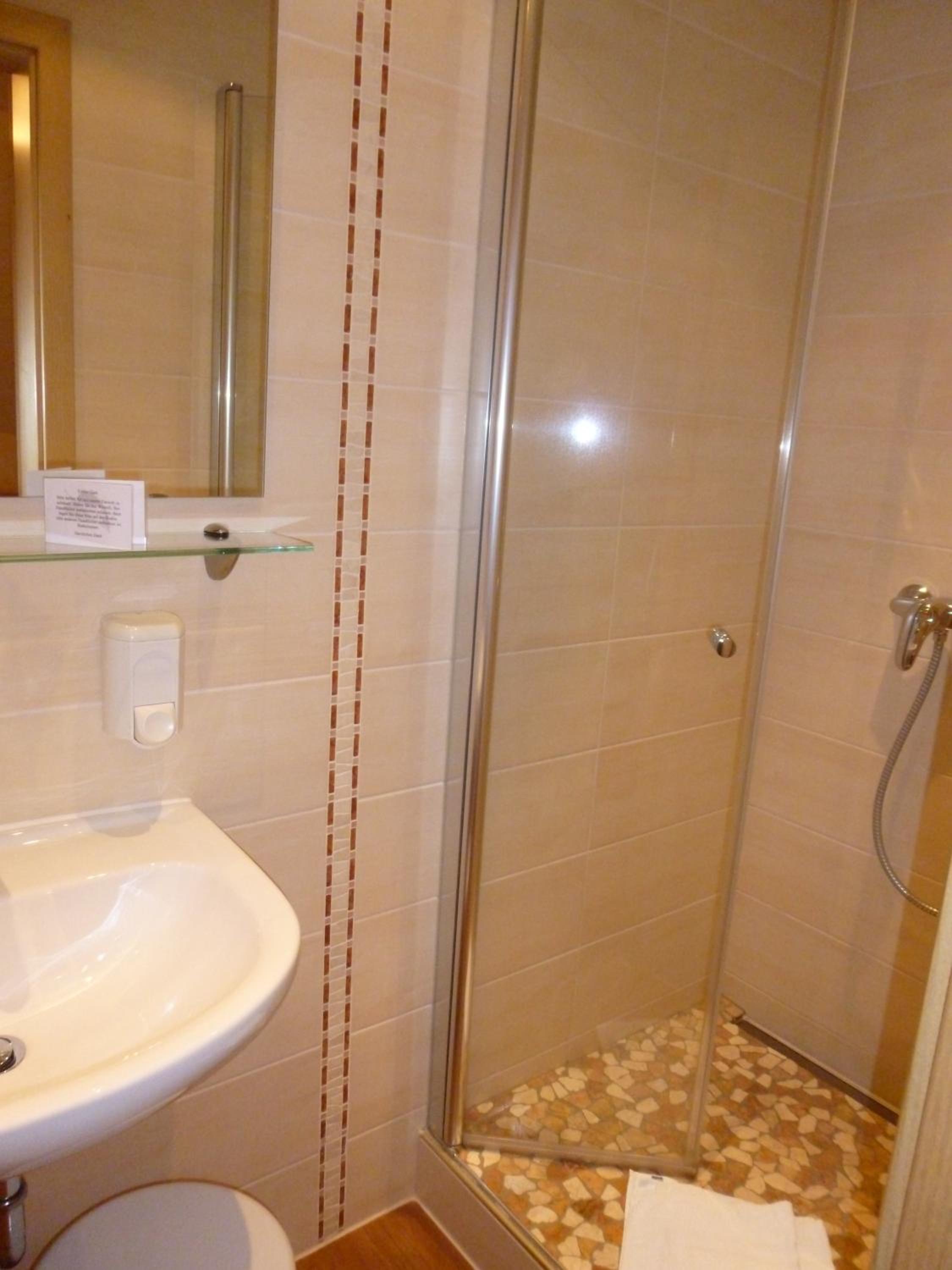 Single Room photo 3