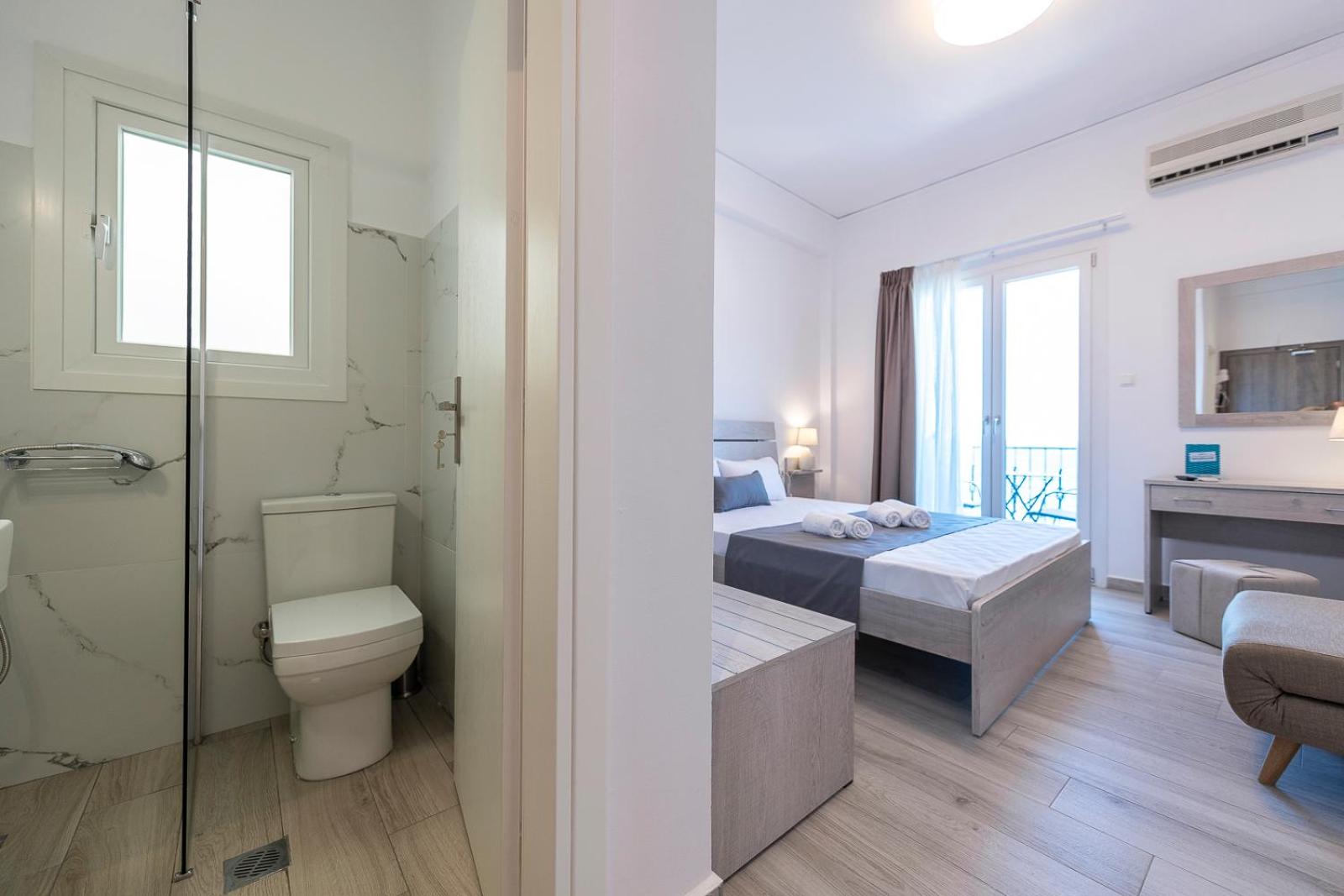 Standard Triple Room photo 3