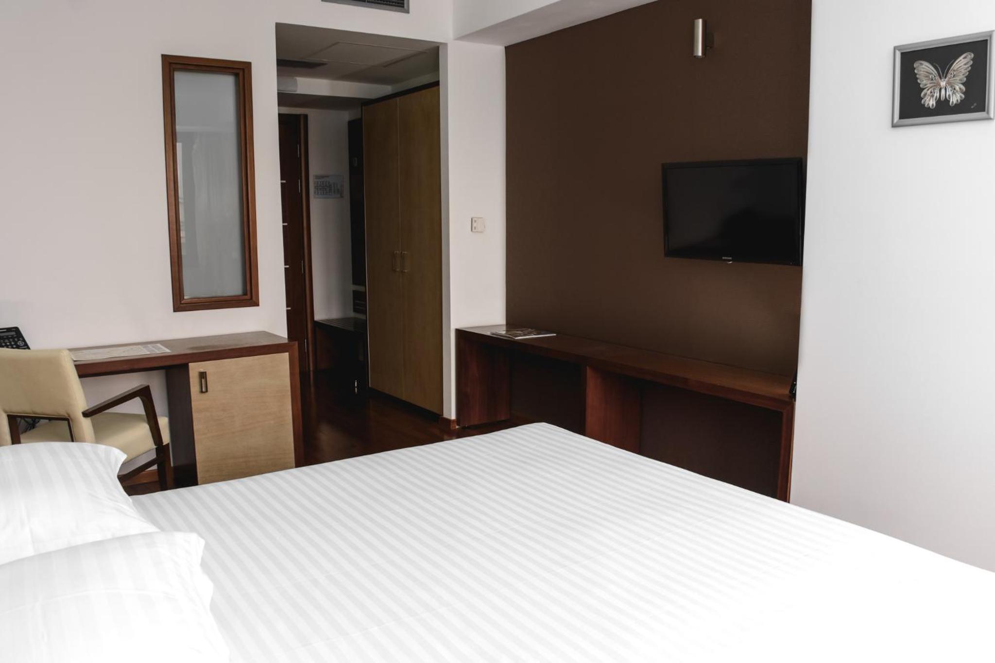 Double or Twin Room photo 2