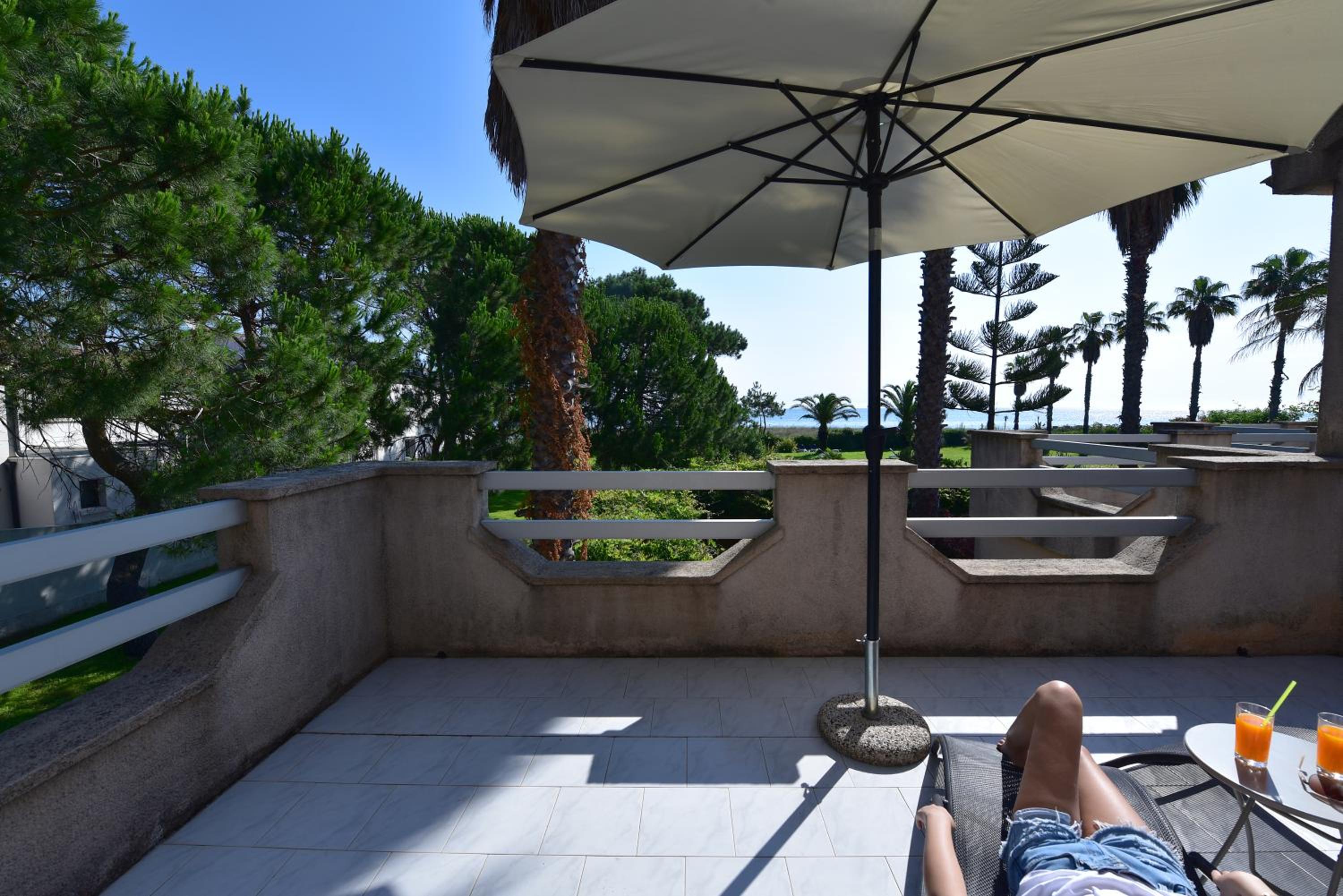 Apartment with Sea View photo 2
