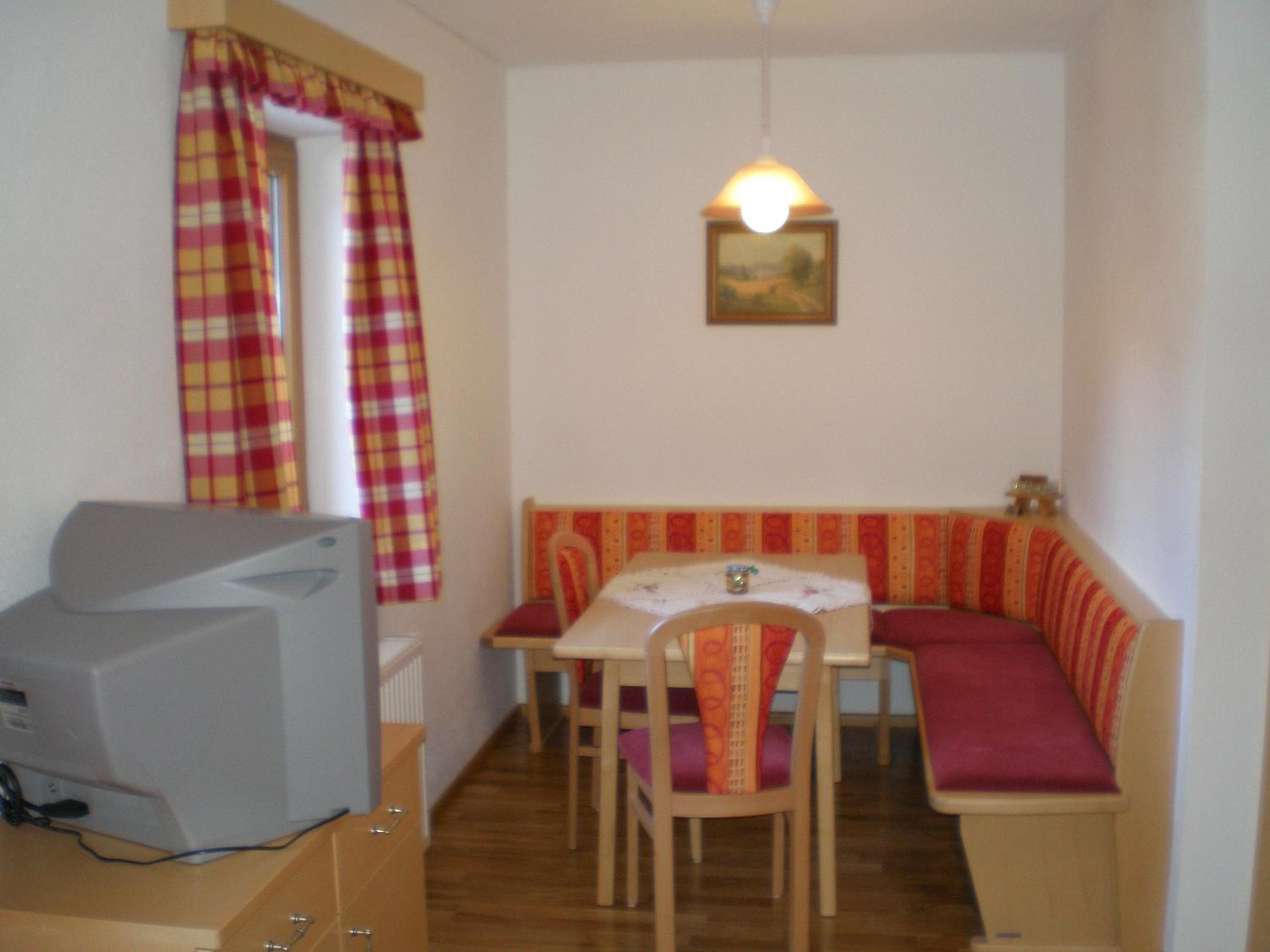 One-Bedroom Apartment with Balcony photo 3