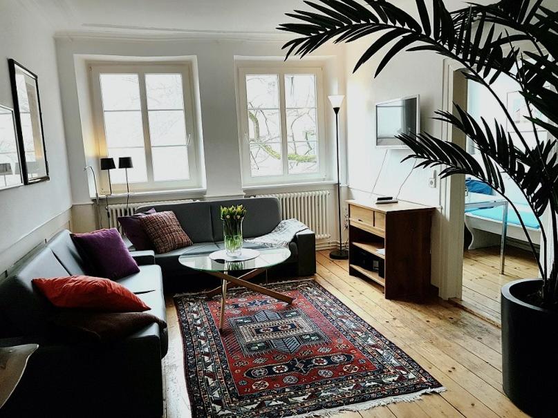 Apartment photo 1