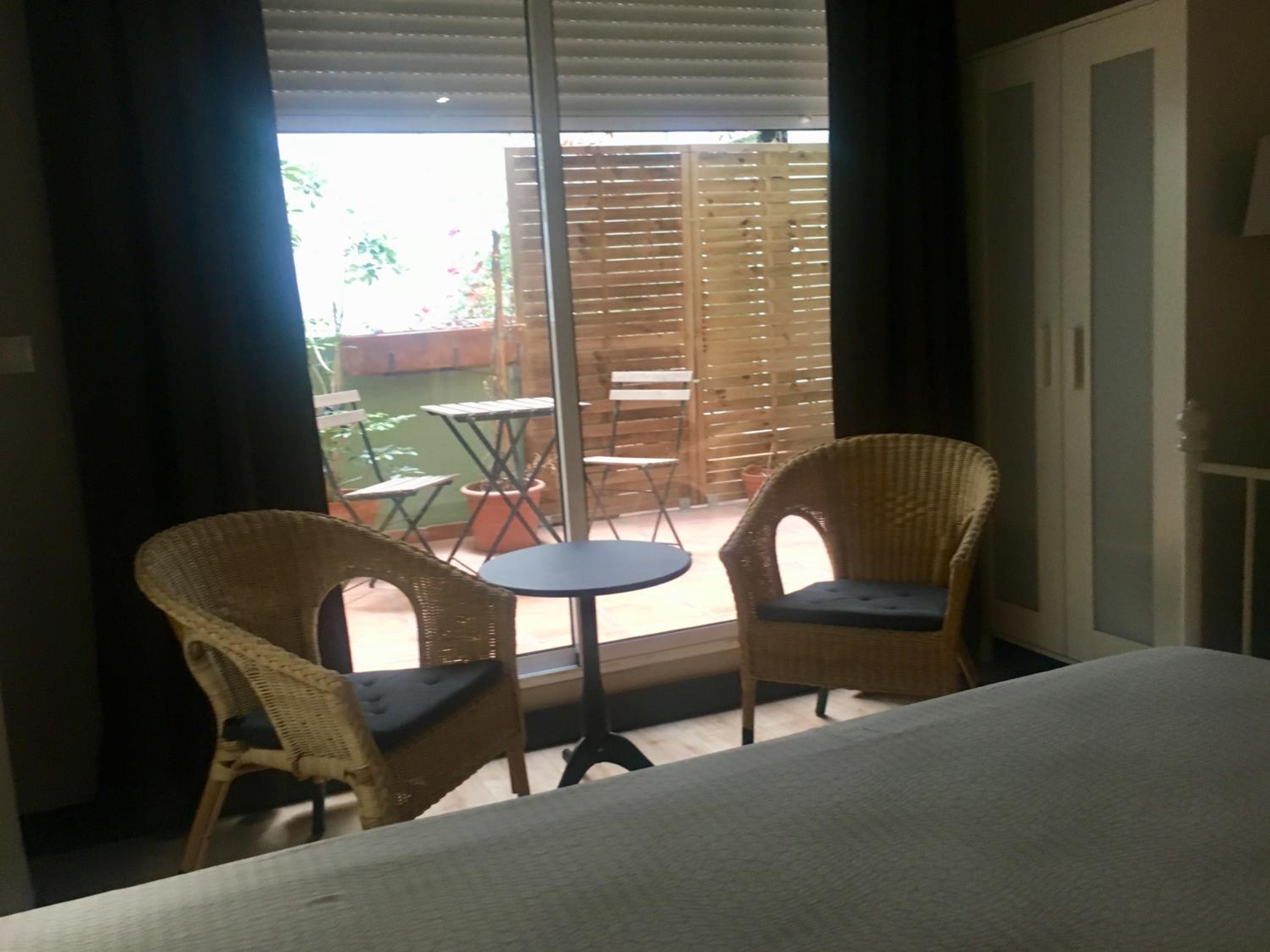 Superior Quadruple Room - Photo 20