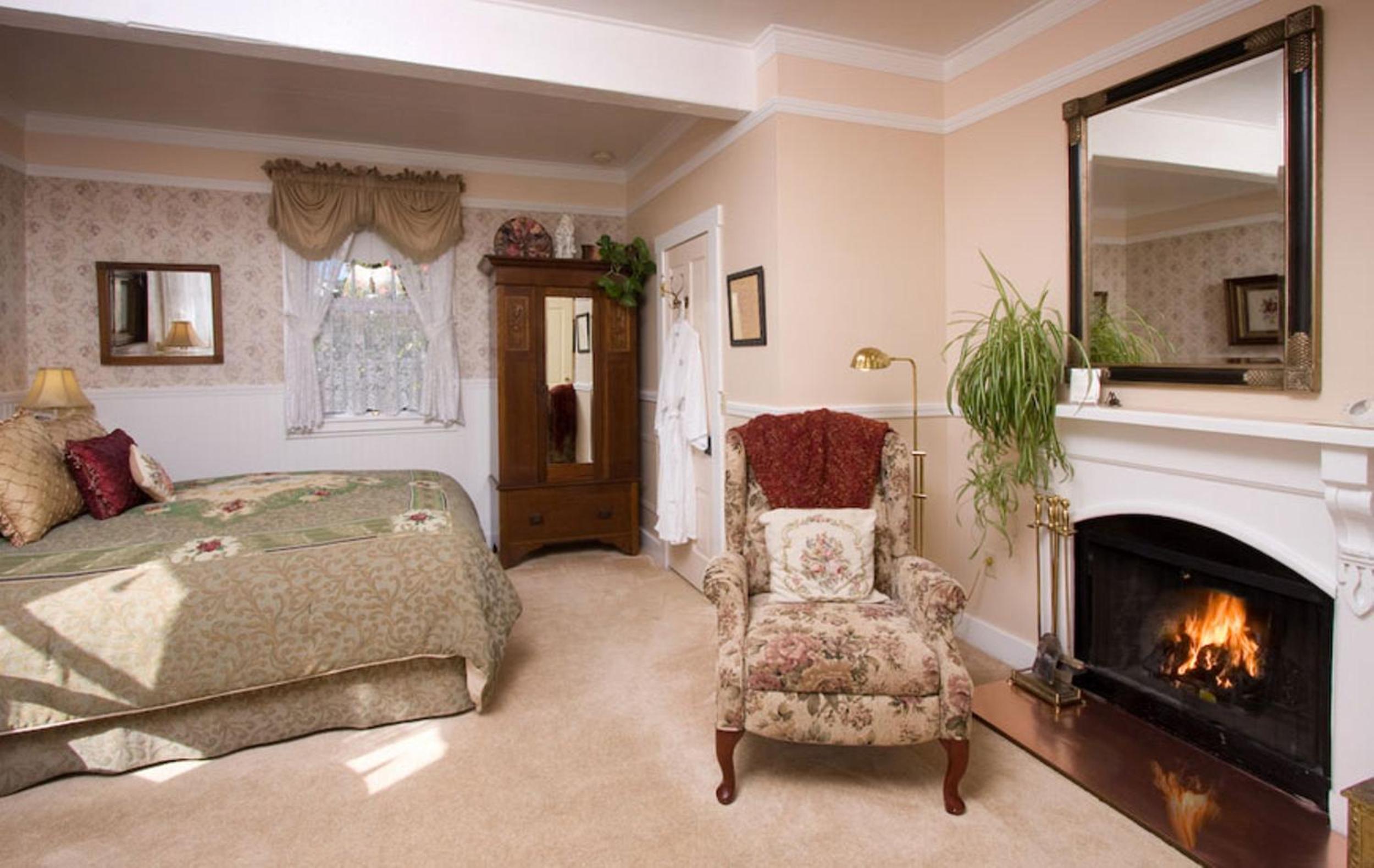 Patricia Stofle Room - Deluxe Queen  photo 2