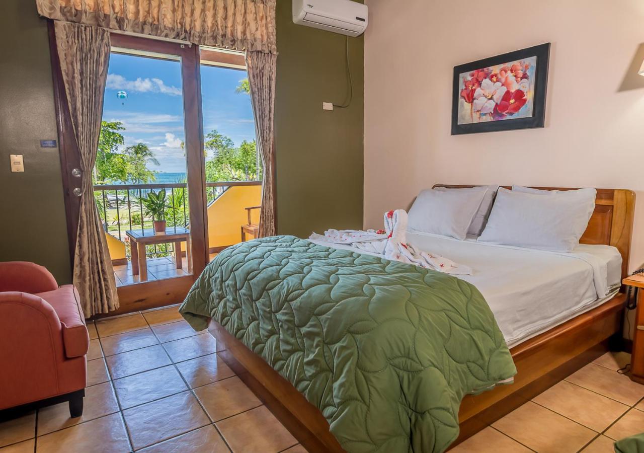 Double Room with Garden View photo 3