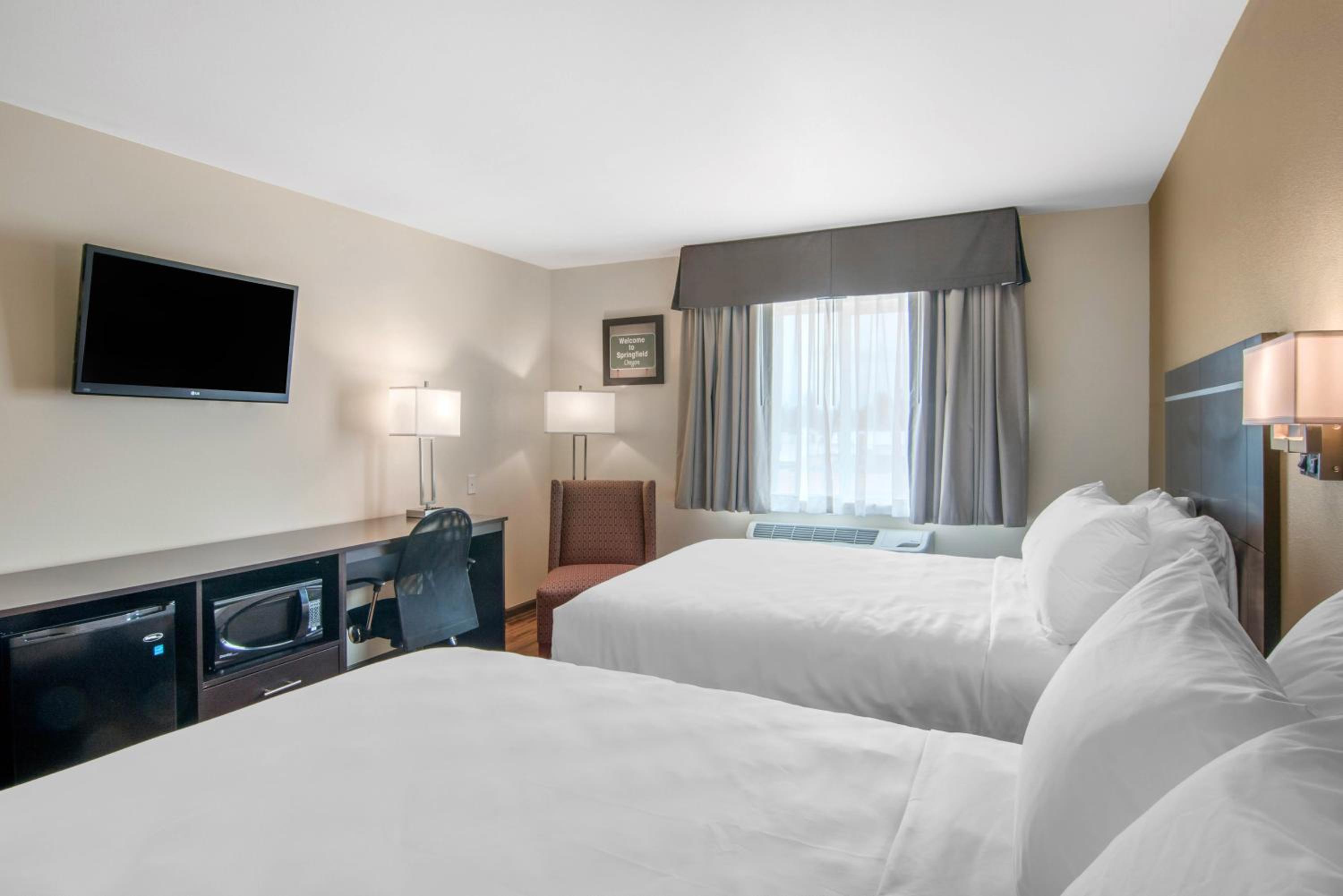 Queen Room with Two Queen Beds - Accessible/Non-Smoking