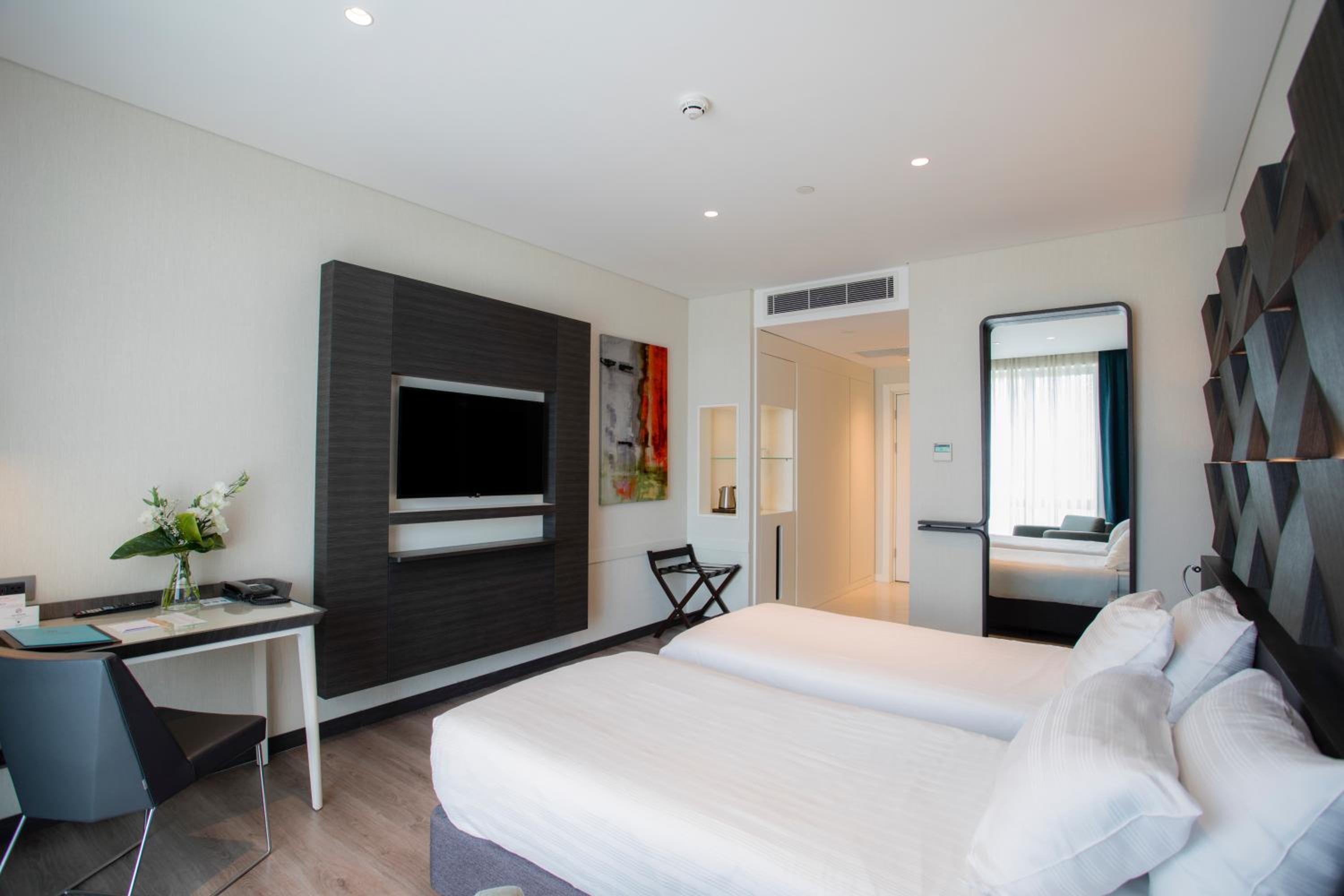 Superior Twin Room photo 3