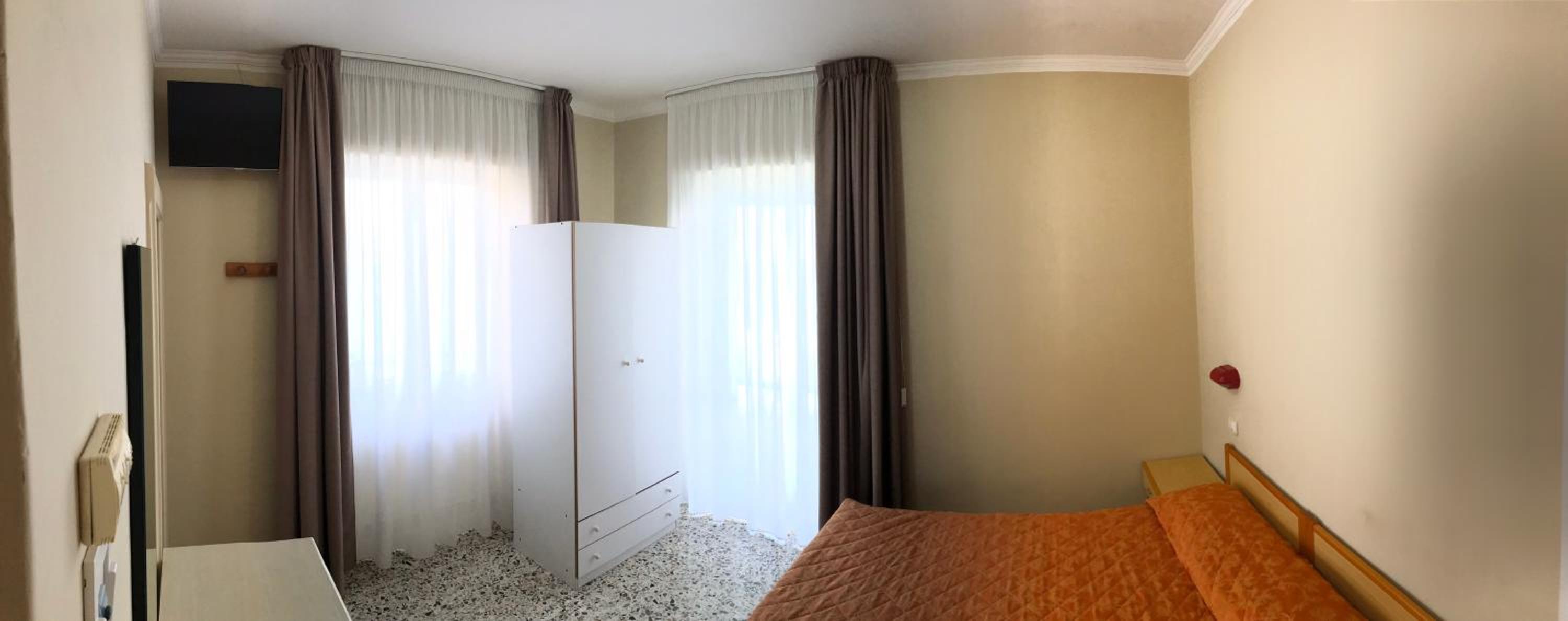 Double Room with Balcony and Sea View photo 1