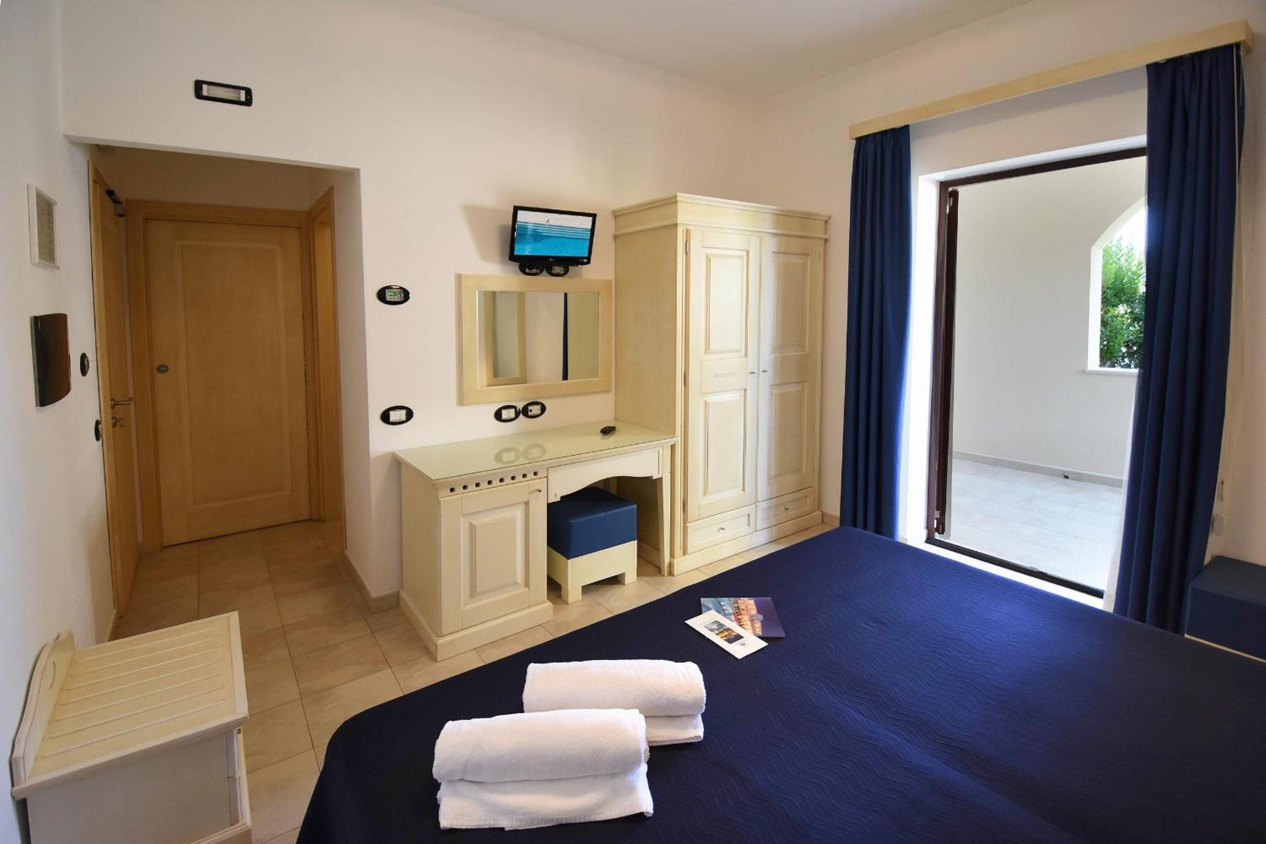 Classic Double Room - Photo 4