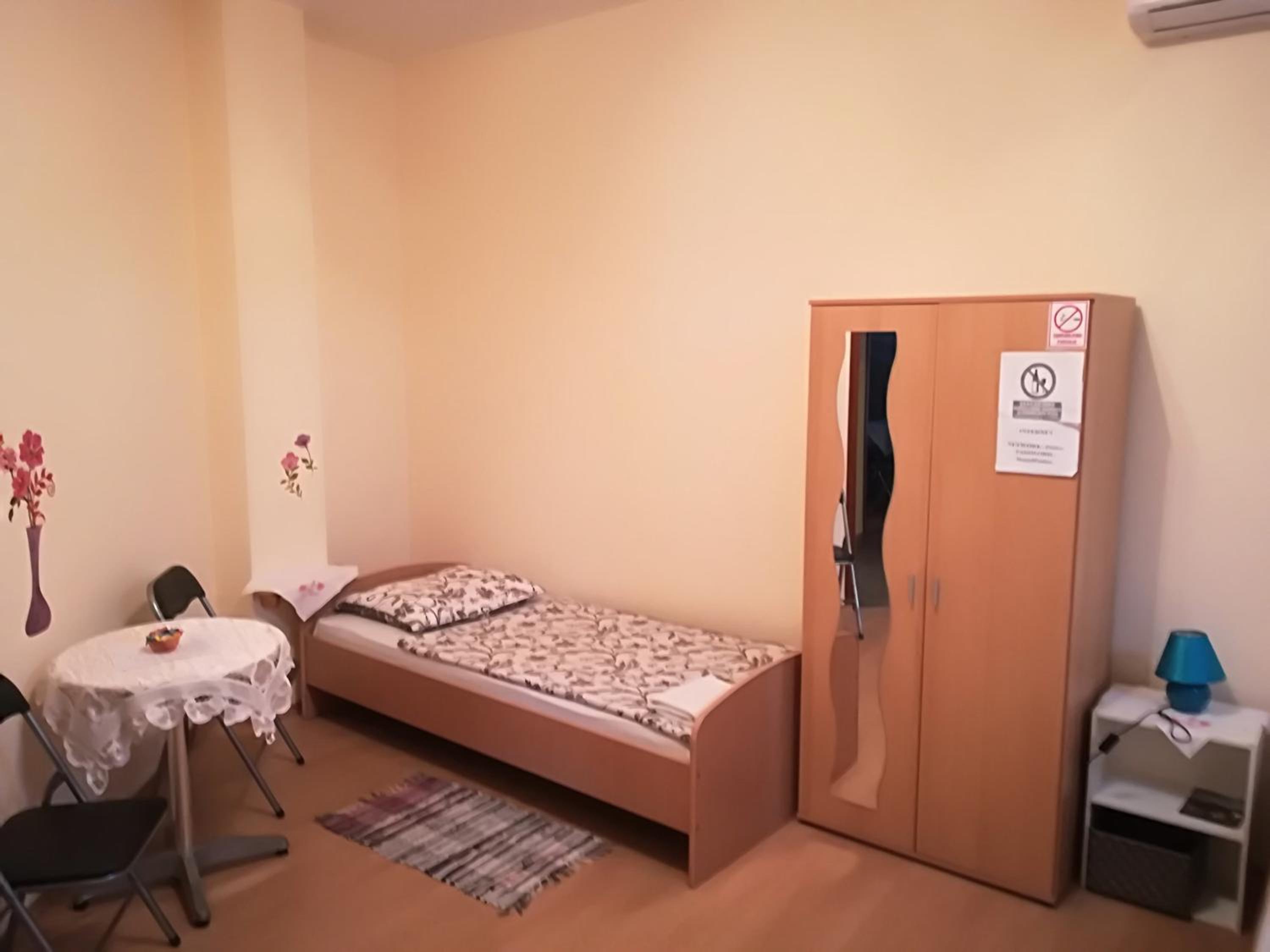 Quadruple Room - Photo 4