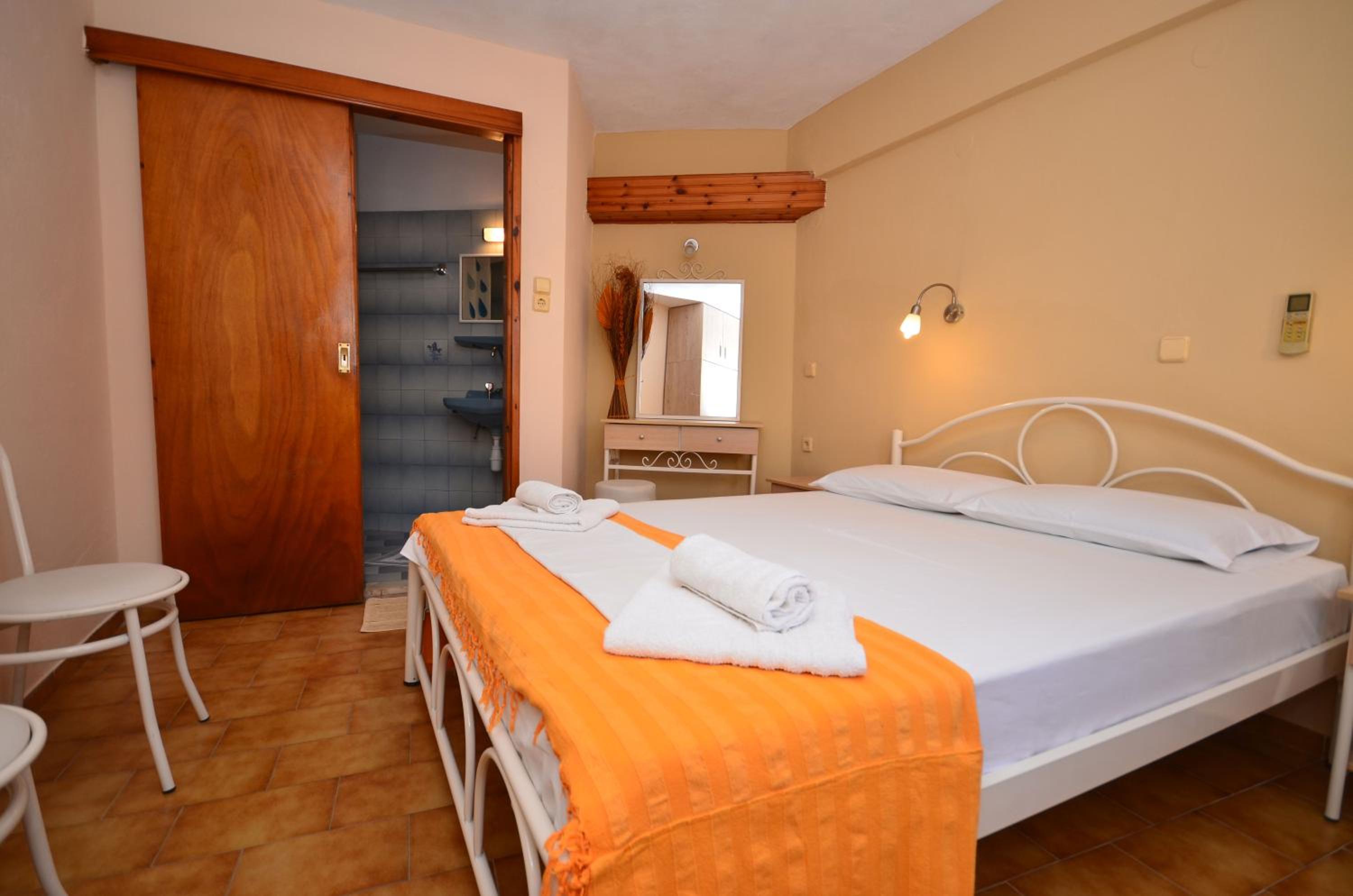 Studio with Sea View