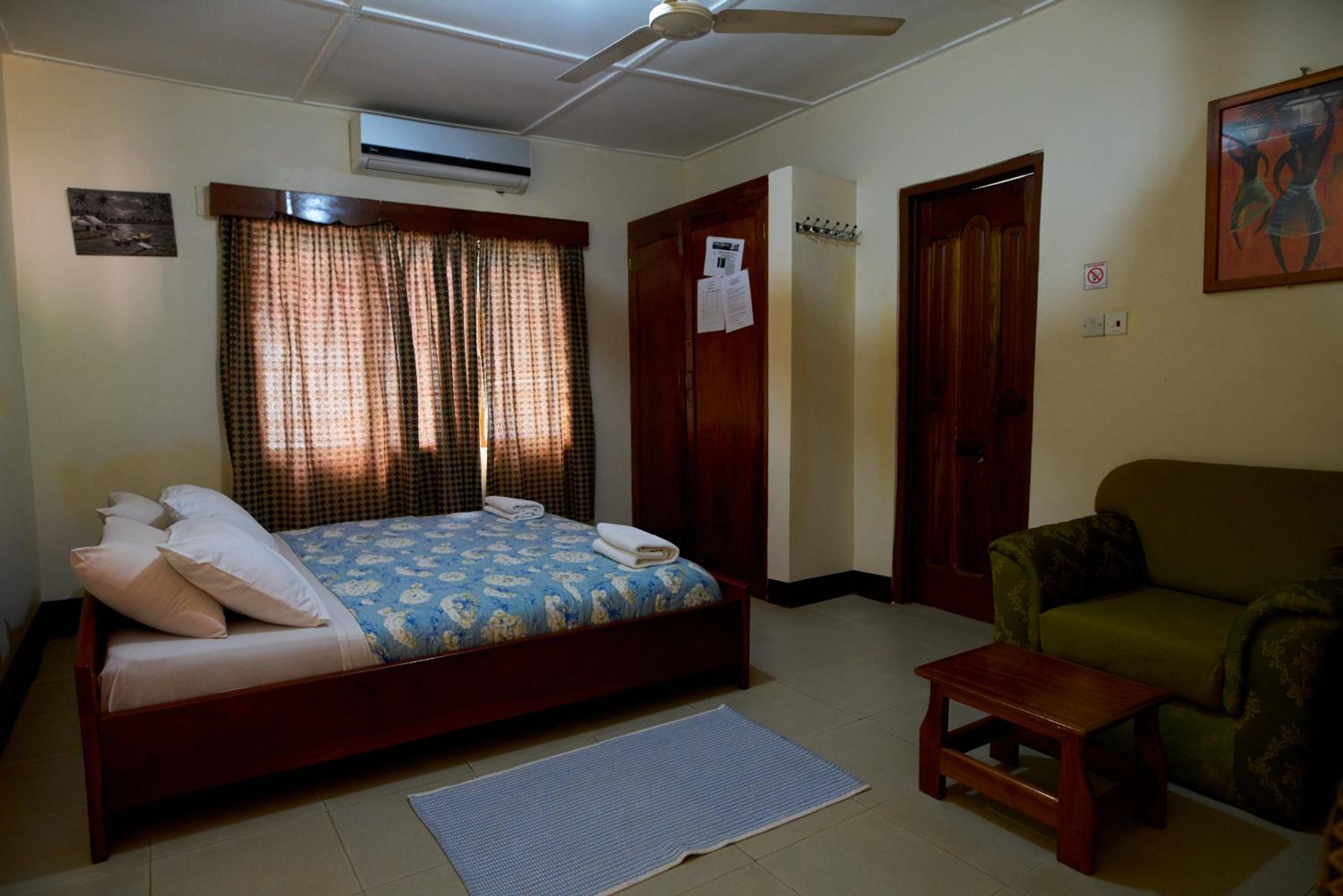 Deluxe Double or Twin Room photo 2