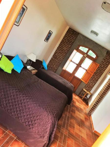 Twin Room with Private Bathroom - Photo 7