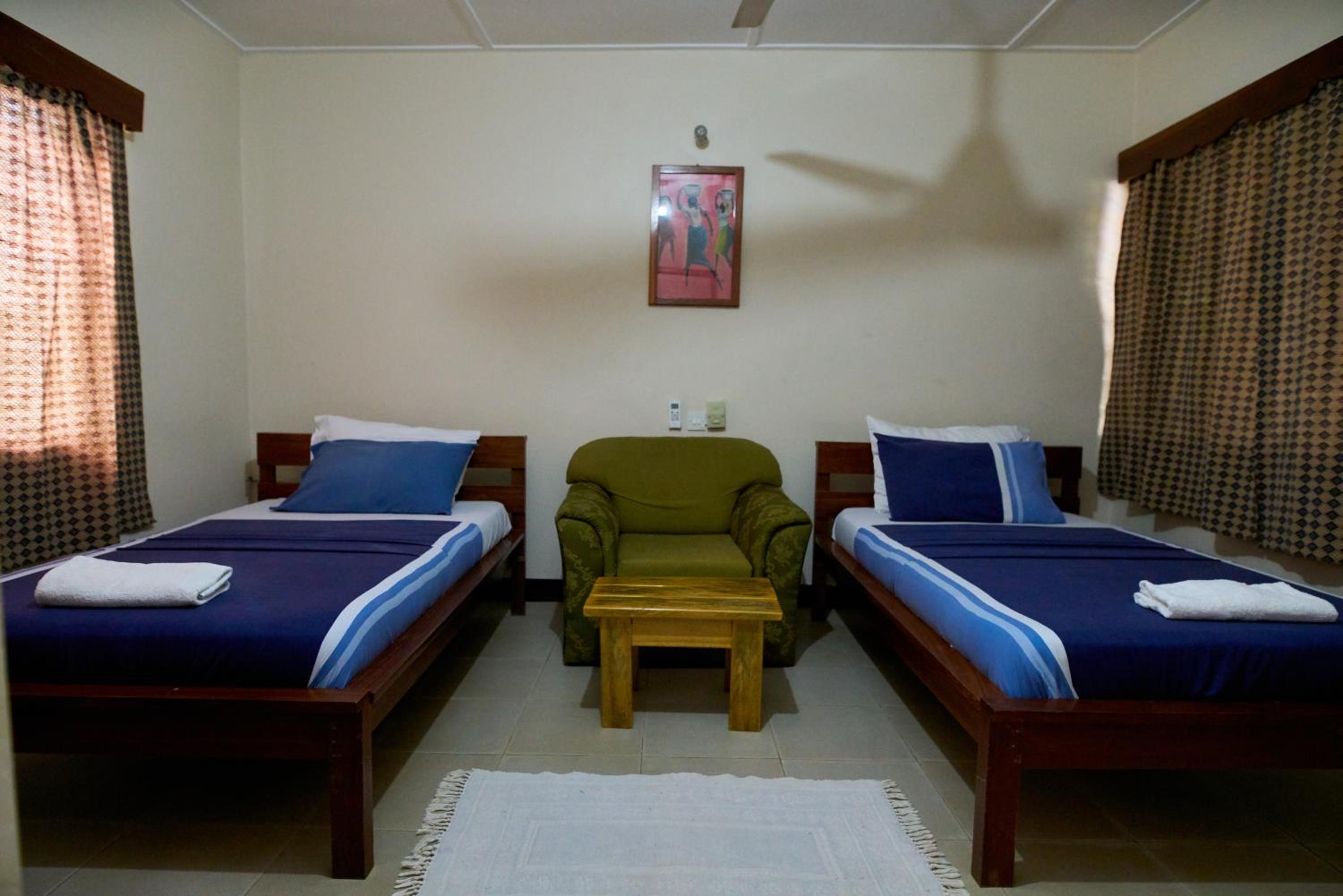 Twin Room with Bathroom photo 3