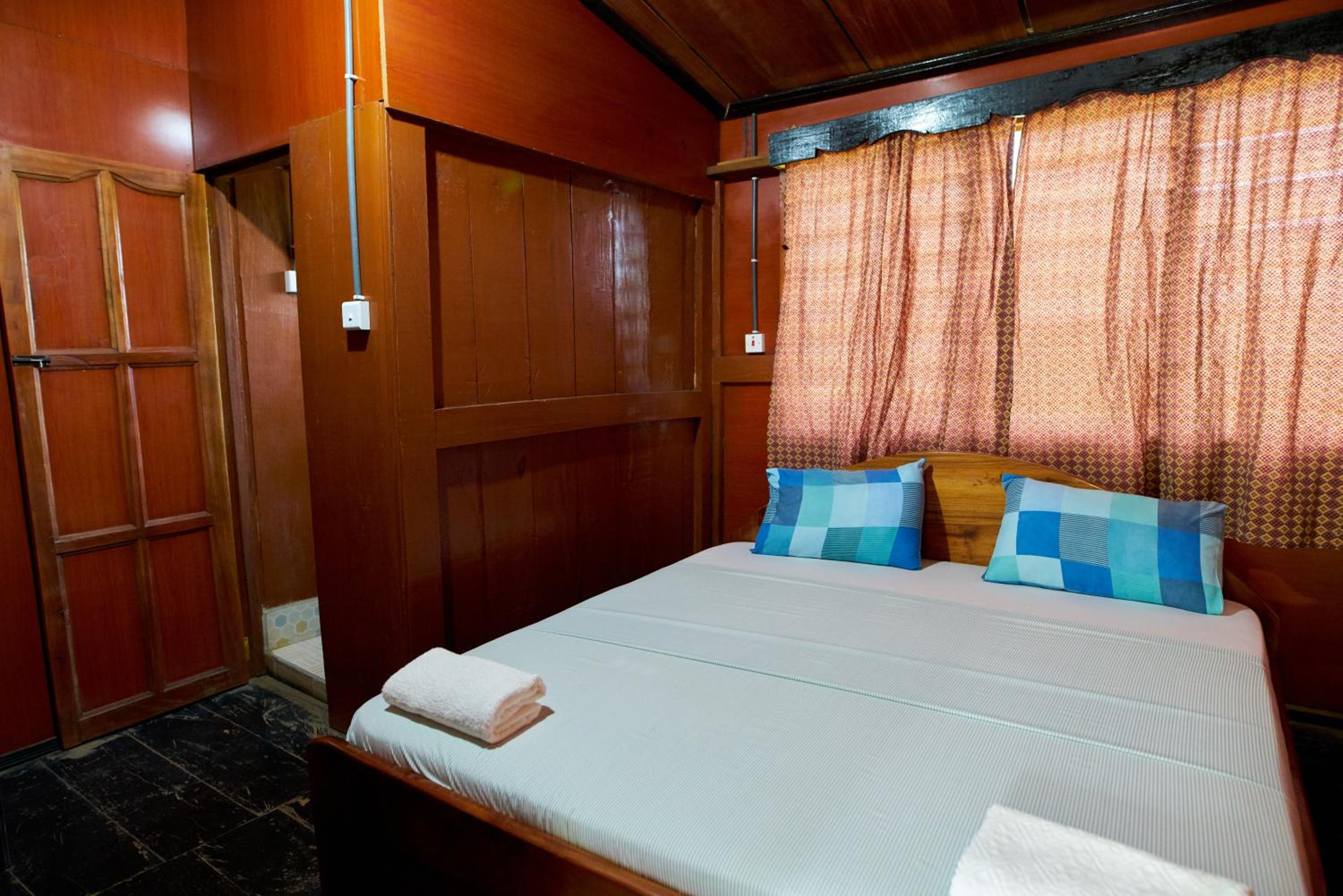 Double or Twin Room photo 1